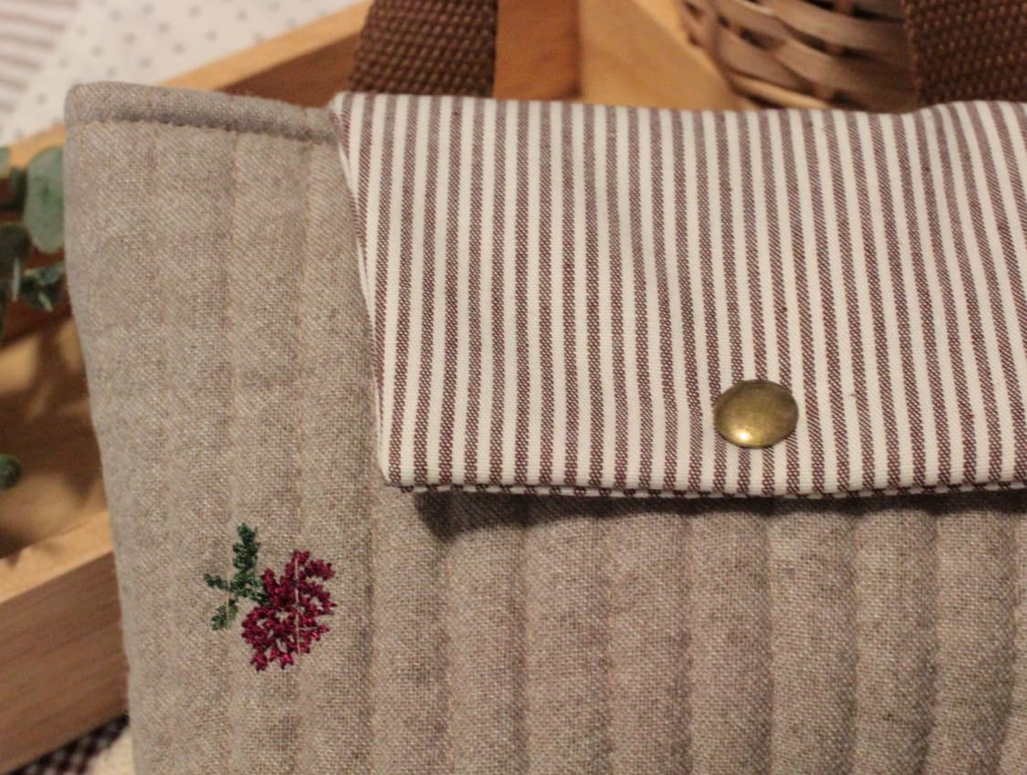 핸드메이드 누빔 손잡이 파우치 상품이미지2