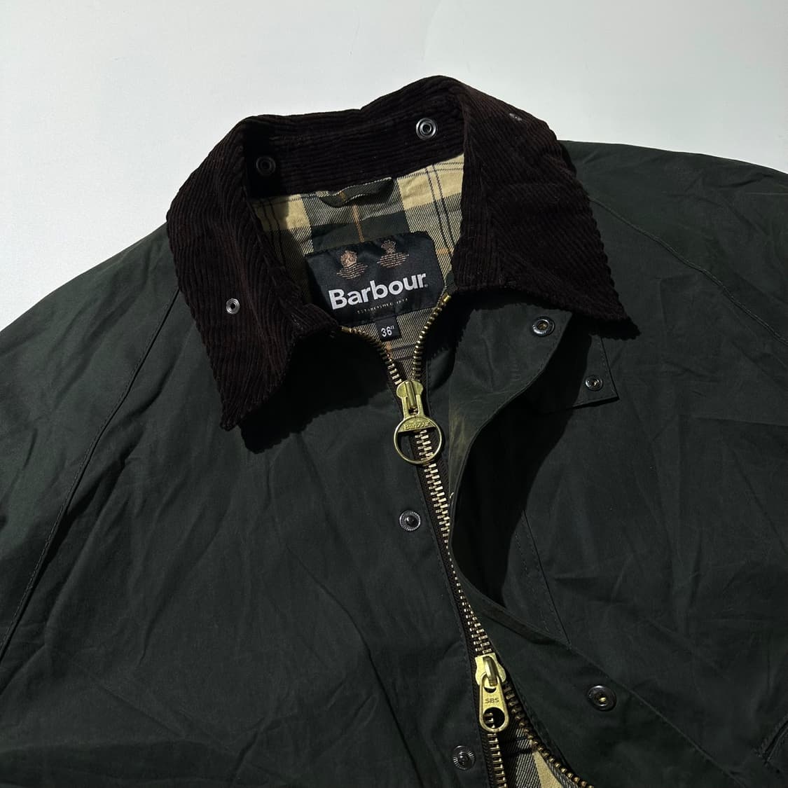(매장판) 24fw 바버 트랜스포트 왁스 자켓 상품이미지4