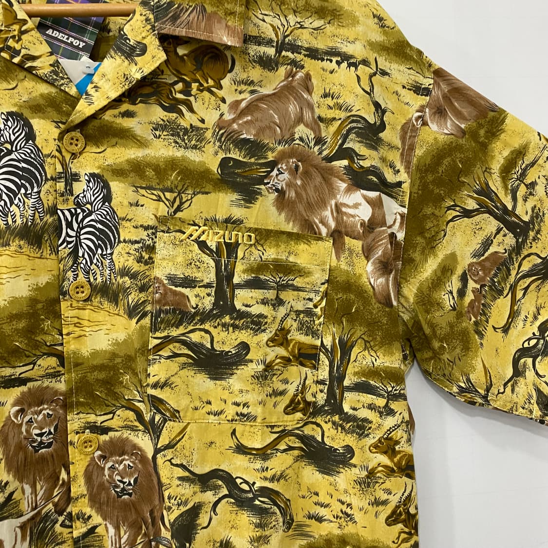 미즈노 애니멀 패턴 반팔셔츠(미시착 새상품) 상품이미지3