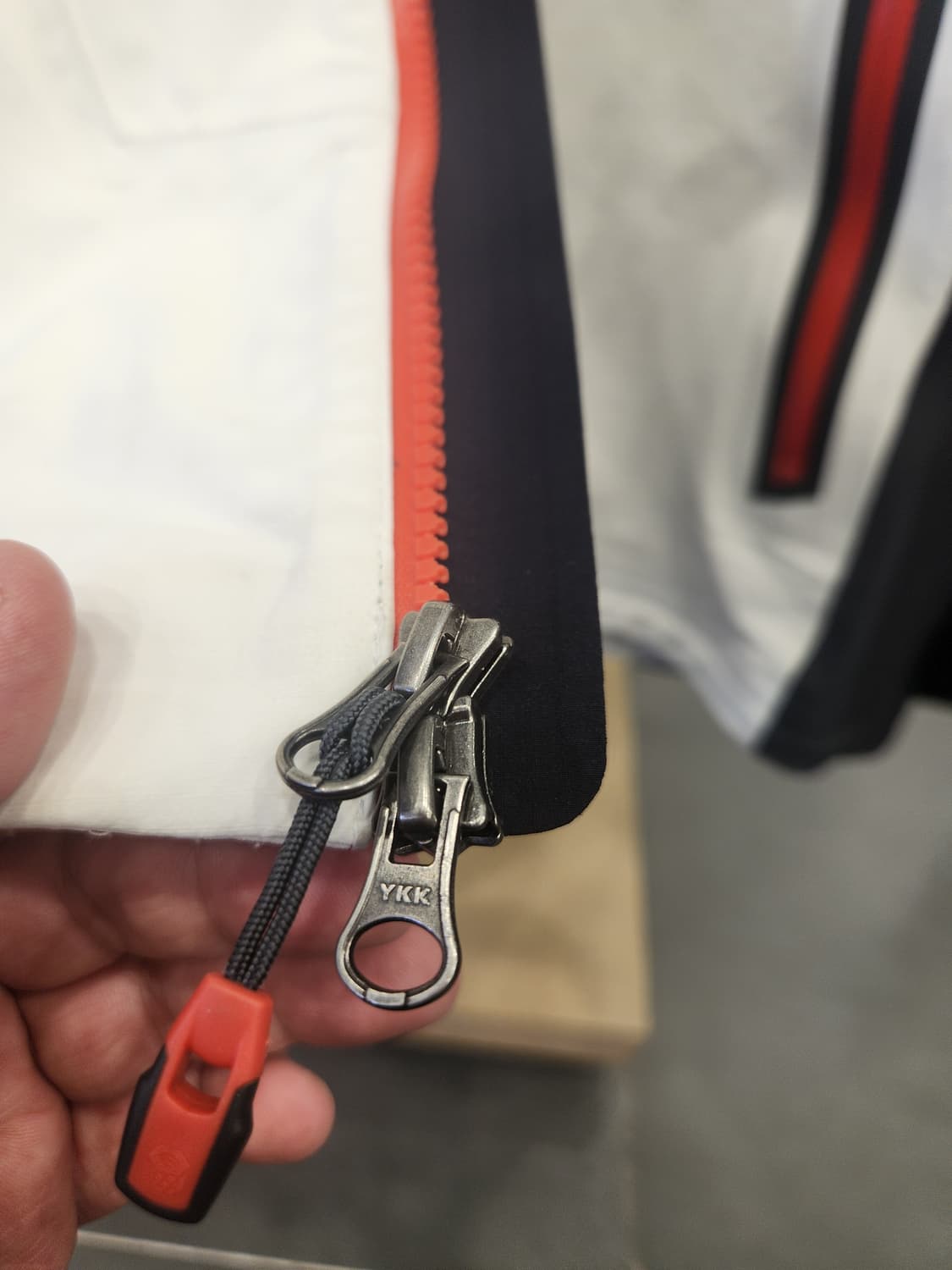 마운틴하드웨어 방수 등산 자켓 / 고어텍스급 기능성마운틴하드웨어 기능성  상품이미지8