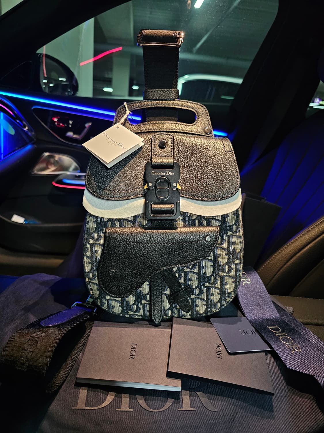 디올 오블리크 버클 새들 슬링백 토트백 신형 상품이미지1