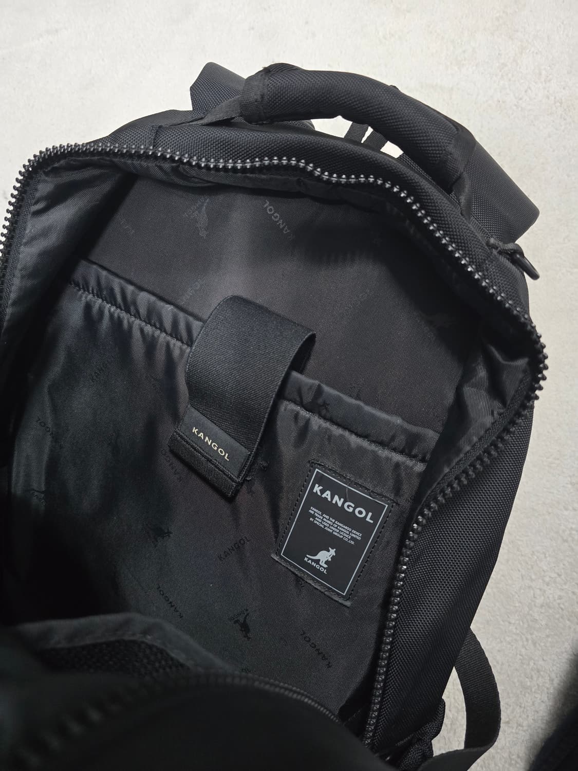 캉골 Kangol 아이언2 백팩 블랙 상품이미지8