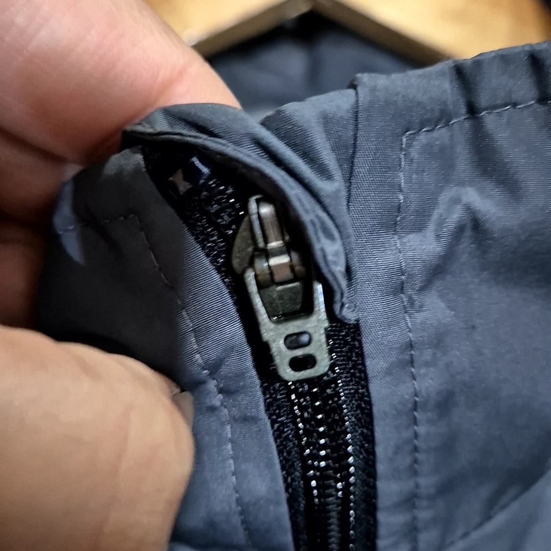 나이키 솔로스우시 바람막이 상품이미지4