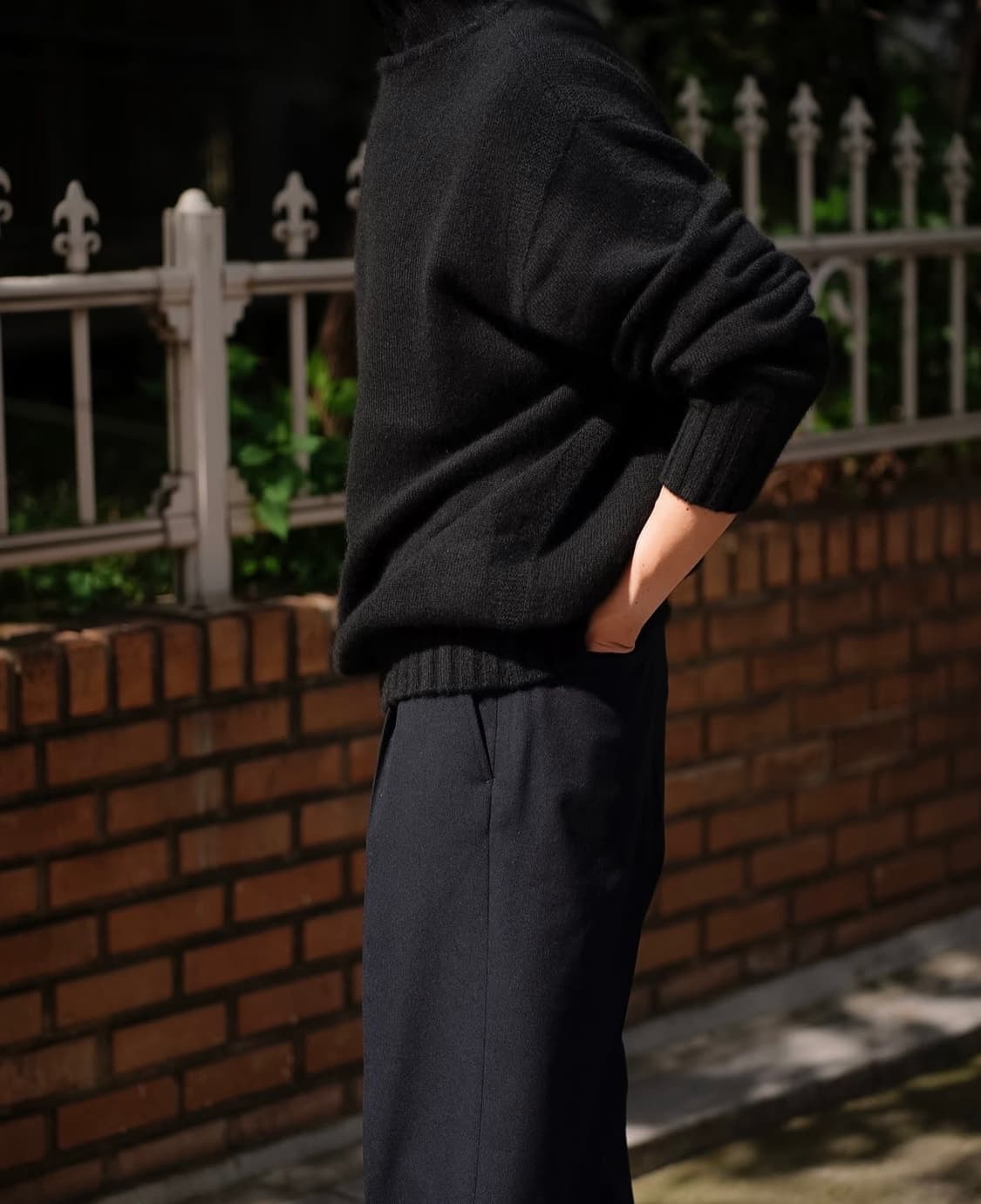 헤릴 herill 레드크로스 캐시미어 터틀넥 블랙 1 상품이미지6