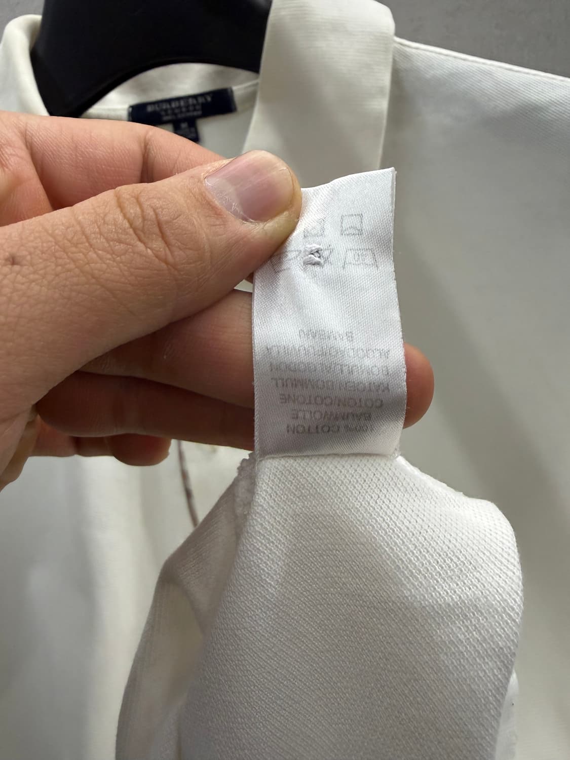 버버리 런던 아이보리 코튼 폴로셔츠 M 상품이미지4