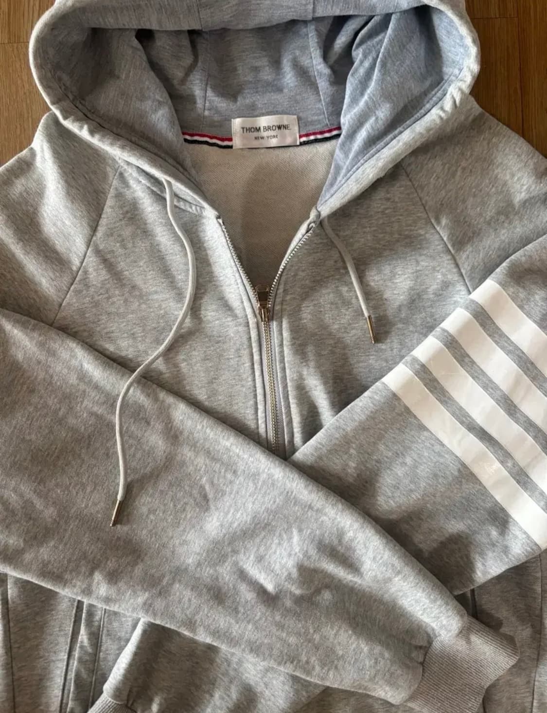 톰브라운후드집업 상품이미지1