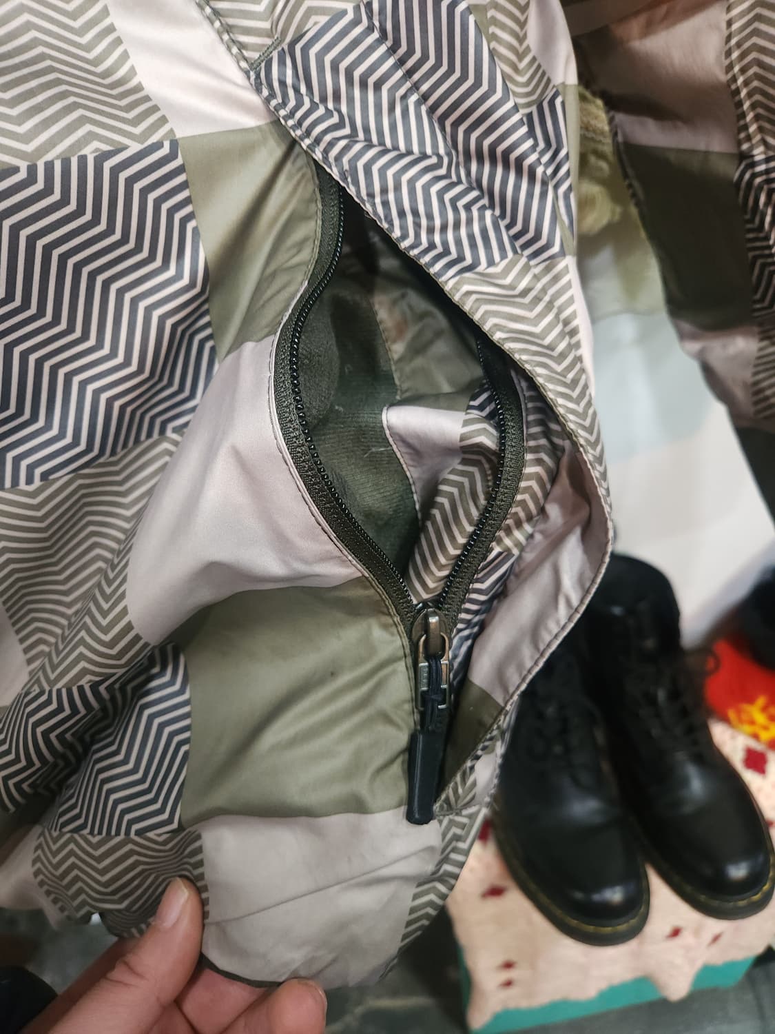 나이키 리버시블 오리털 패딩 점퍼
​
 상품이미지2