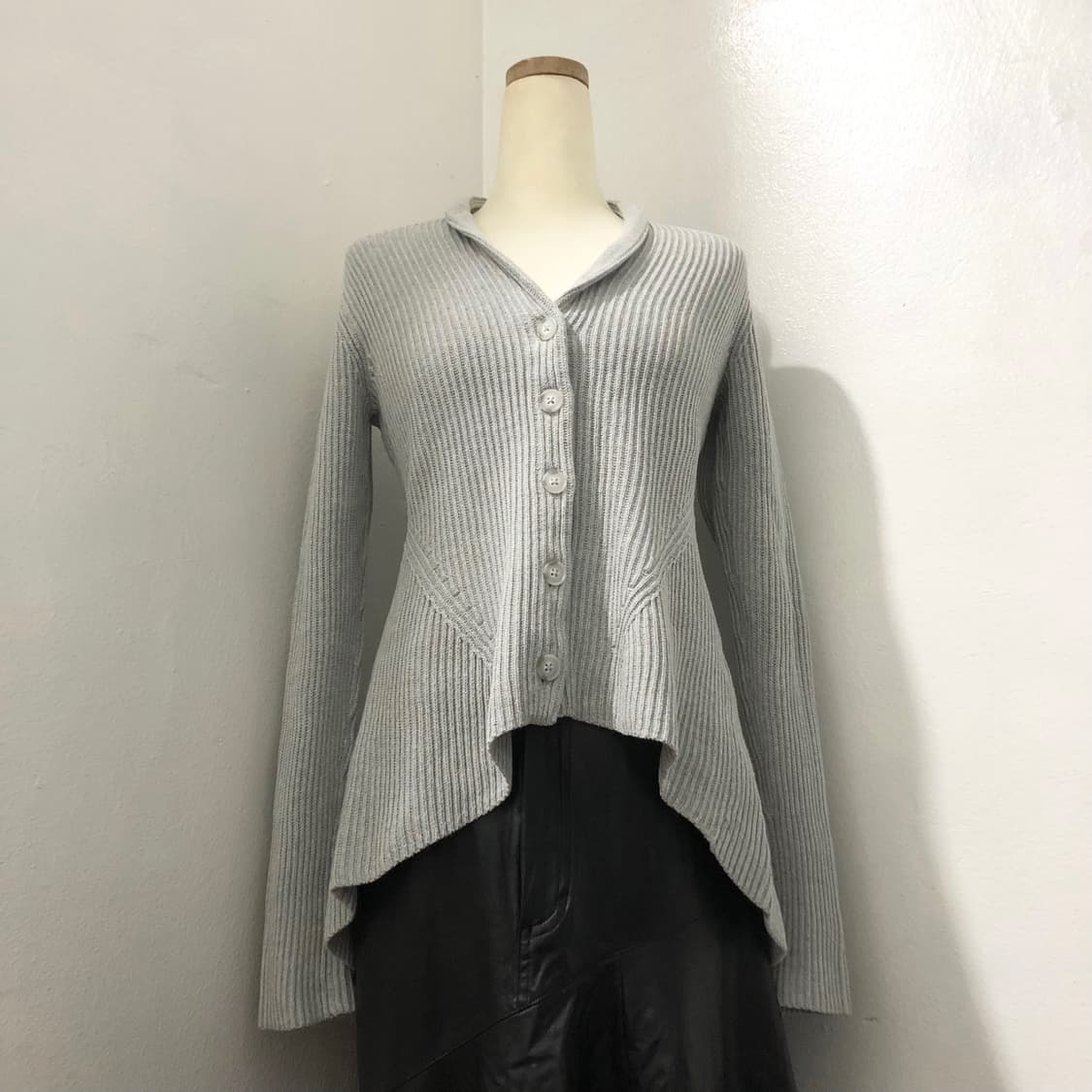 아르마니 익스체인지 그레이 숄카라 가디건 상품이미지1