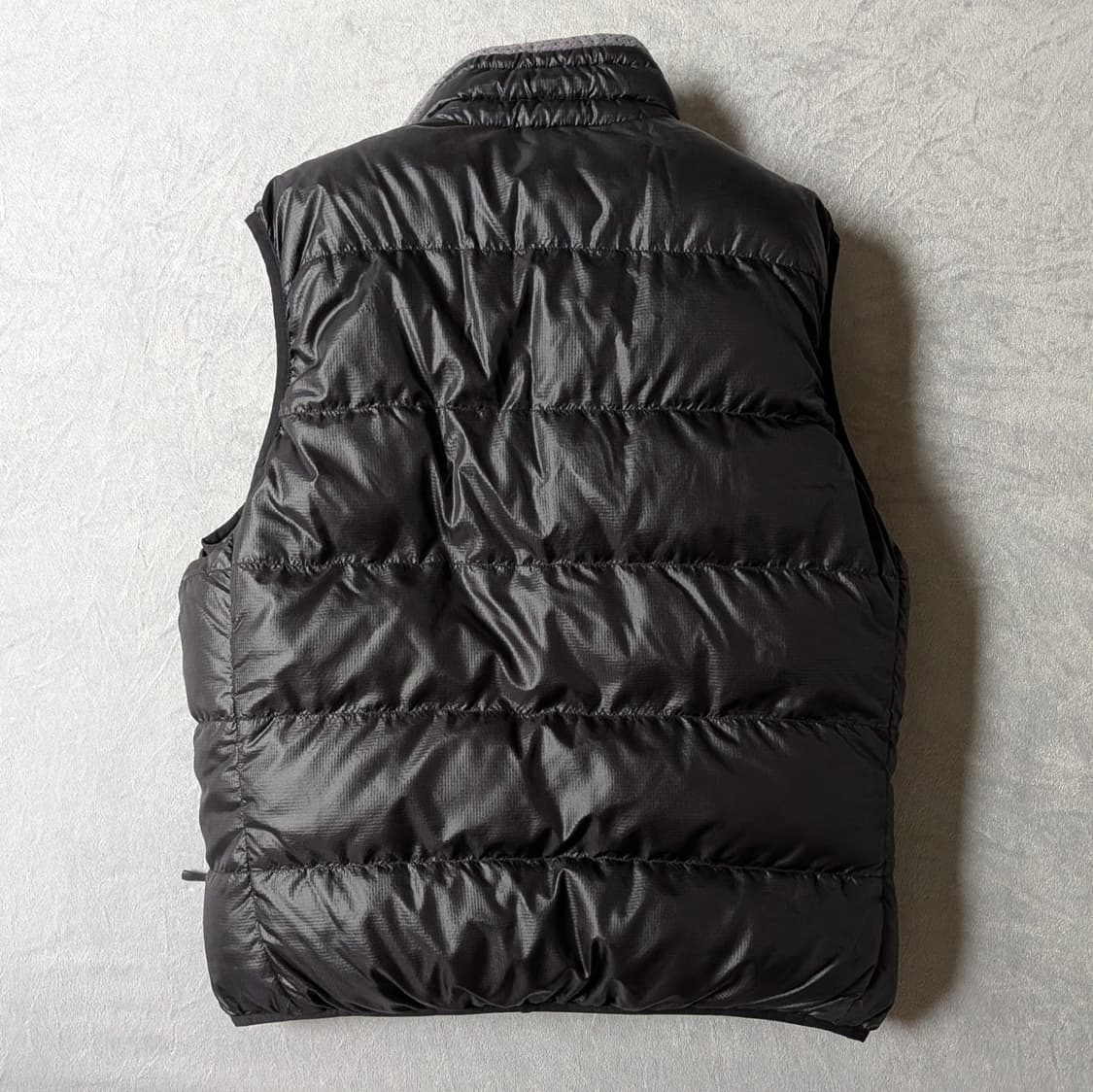 10s 몽벨 라이트 다운 베스트 블랙 상품이미지7