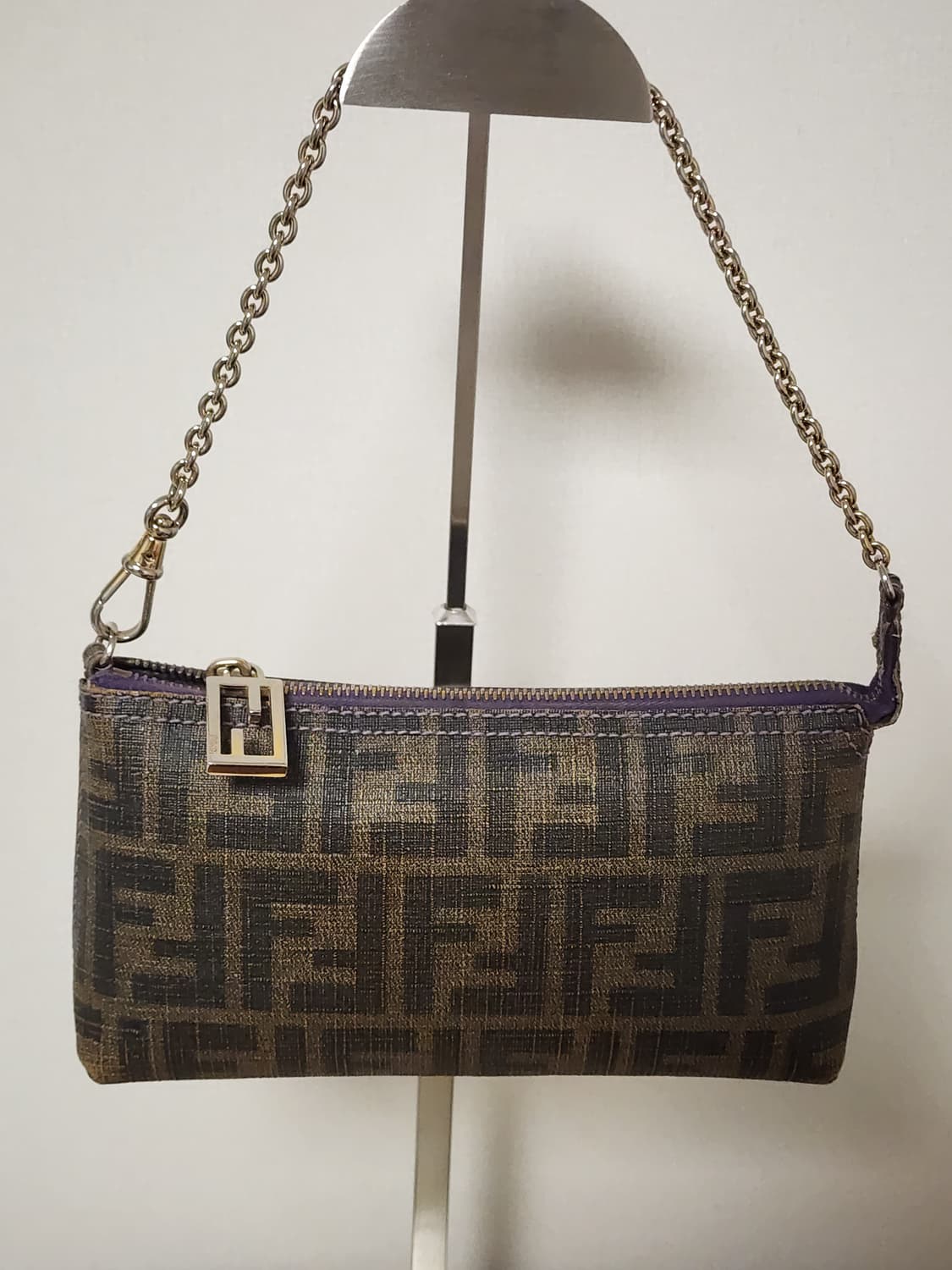 정품 펜디 FF로고 바게트 미니 체인백 상품이미지1