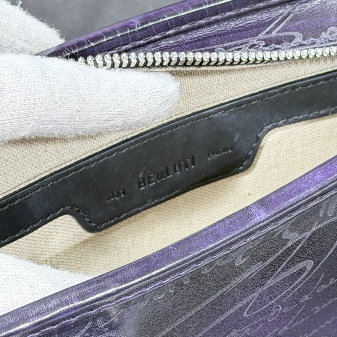 A+ / 벨루티 앙쥬르 미니 스크릿 레더 서류 가방 퍼플 파티나 상품이미지10