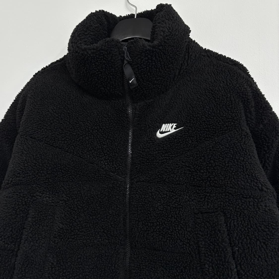 나이키 뽀글이 크롭 패딩 상품이미지2