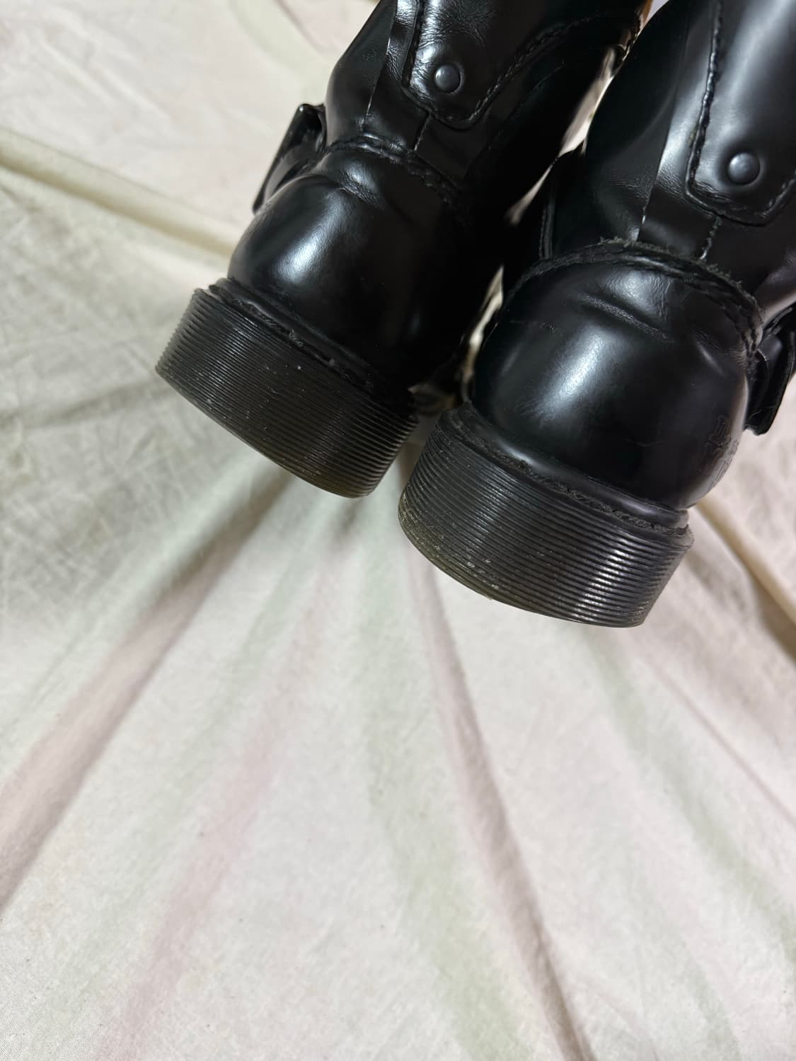 닥터마틴 트라이엄프 1460 바이커 부츠 블랙 상품이미지2