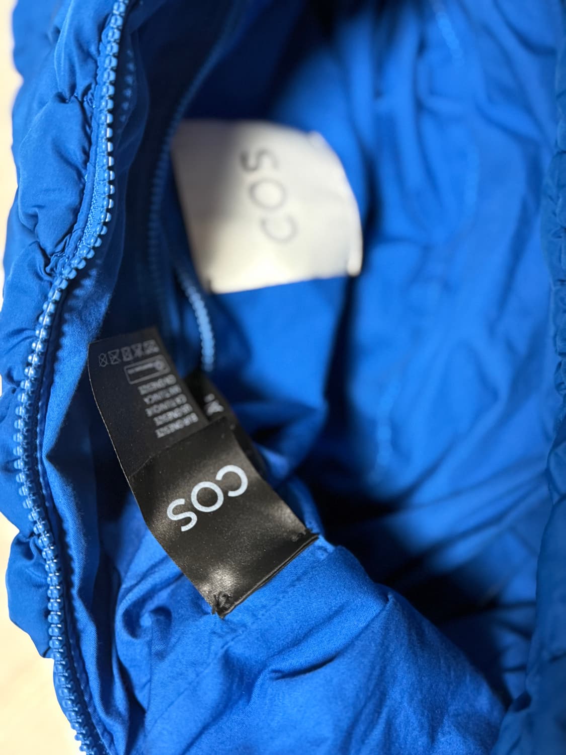 COS 오버사이즈 퀼티드 구름백 블루 판매 상품이미지5