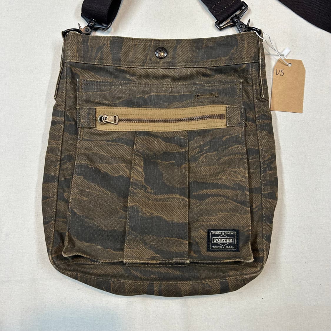 요시다 포터 타이거 카모 숄더백 크로스백 70주년 한정판 V5 상품이미지2