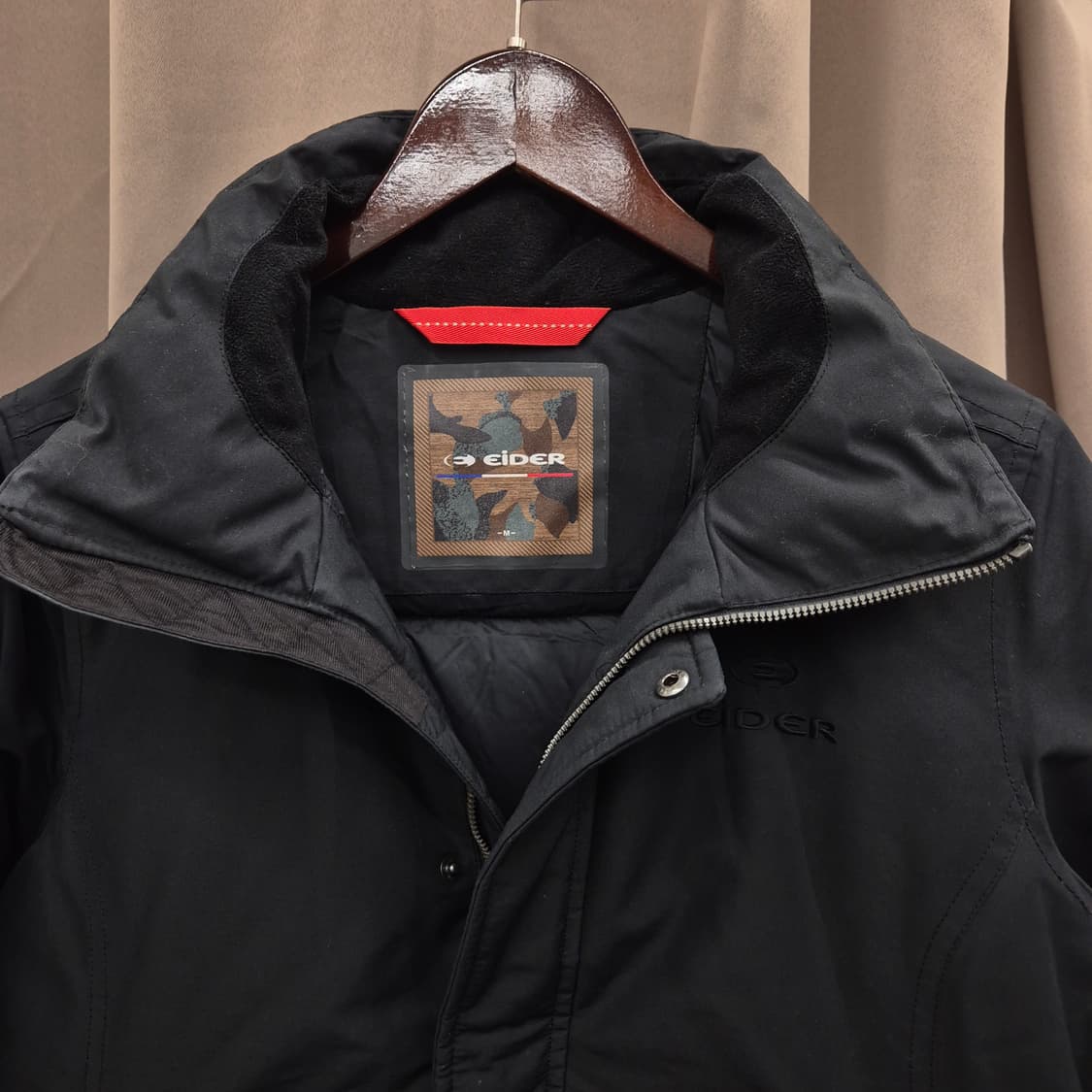 아이더 블랙 패딩 M 상품이미지2