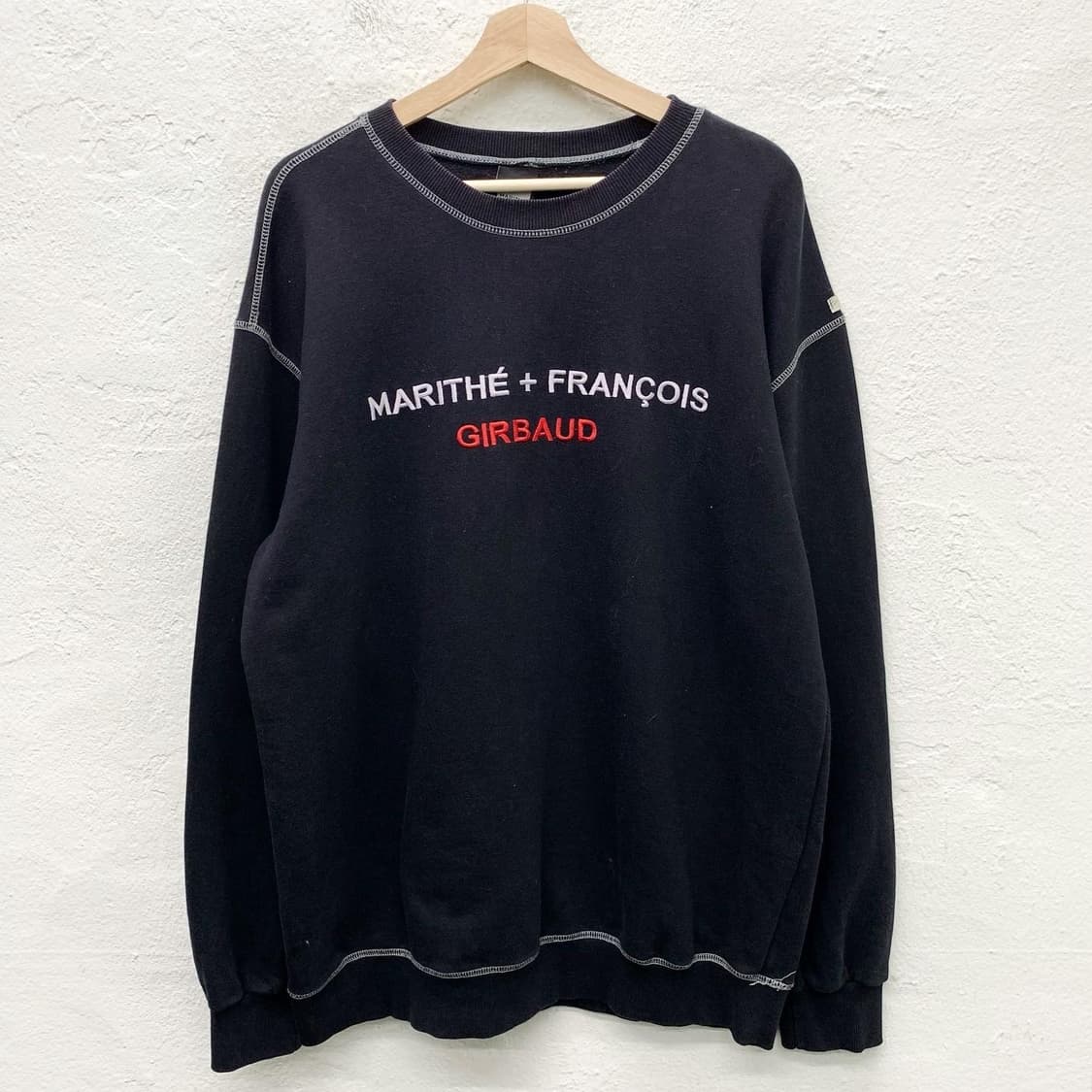 마리떼 프랑소와 저버 블랙 로고 스티치 스웻셔츠  상품이미지3