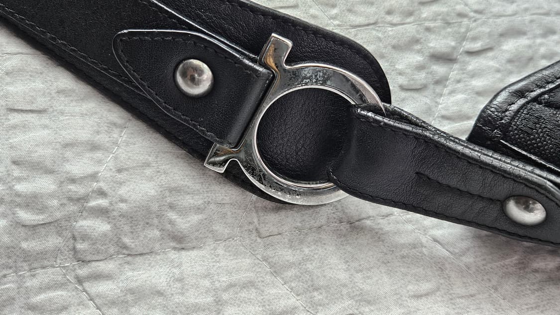 페라가모 블랙 호보 숄더백 상품이미지7