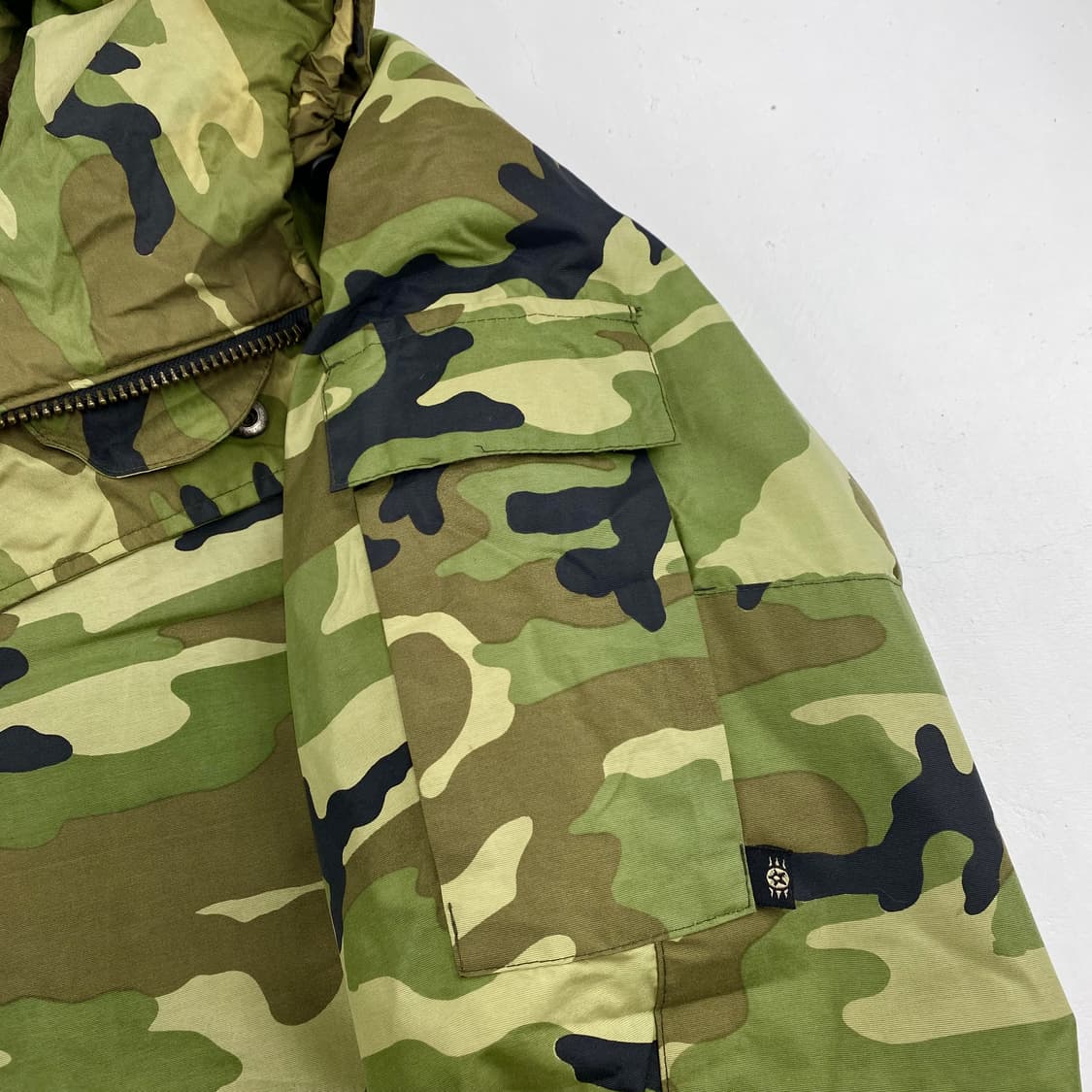 메데코 빈티지 카모 밀리터리 점퍼 (105) 상품이미지3