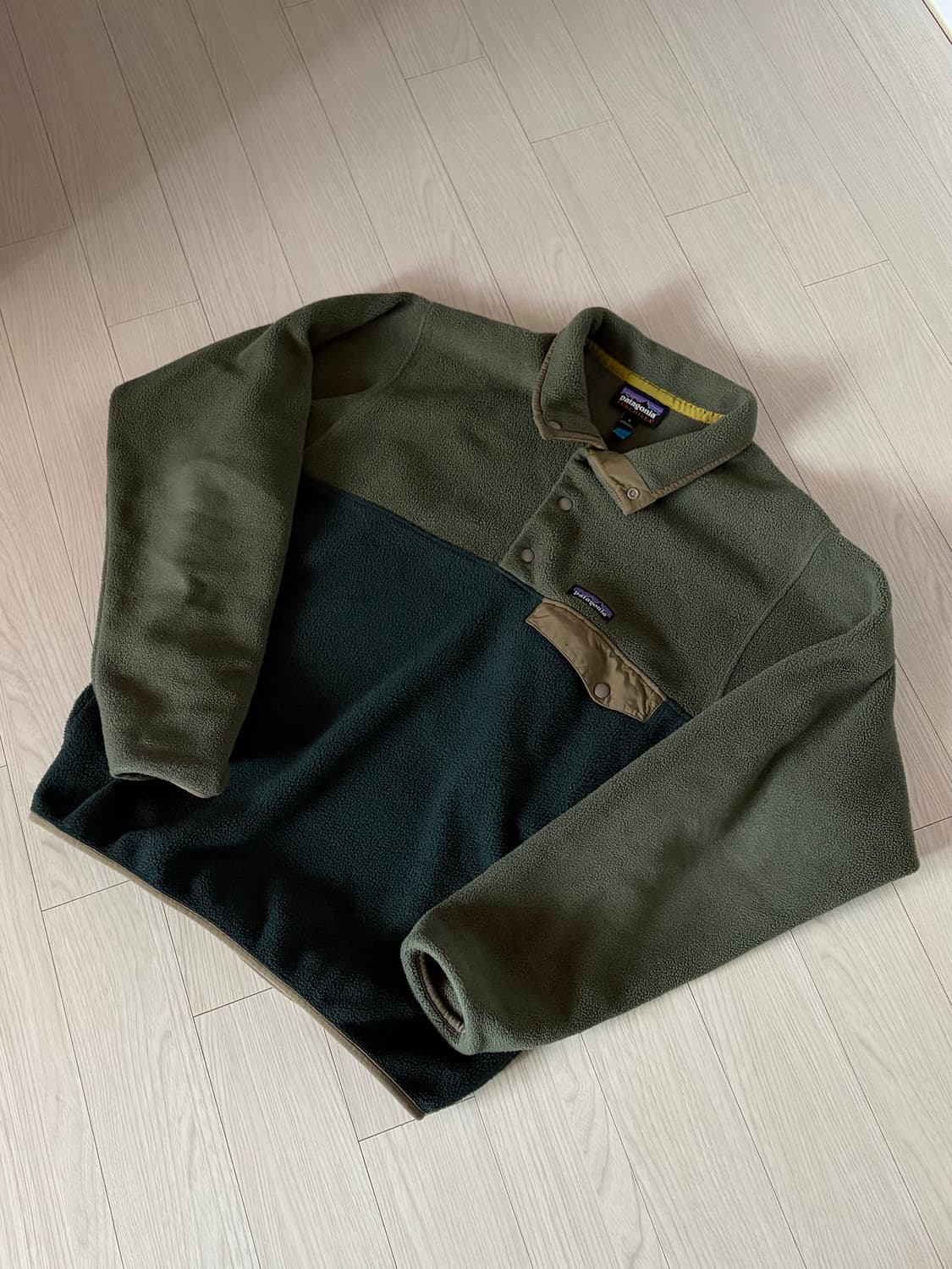 파타고니아 신칠라 인더스트리얼 카키 그린 상품이미지1