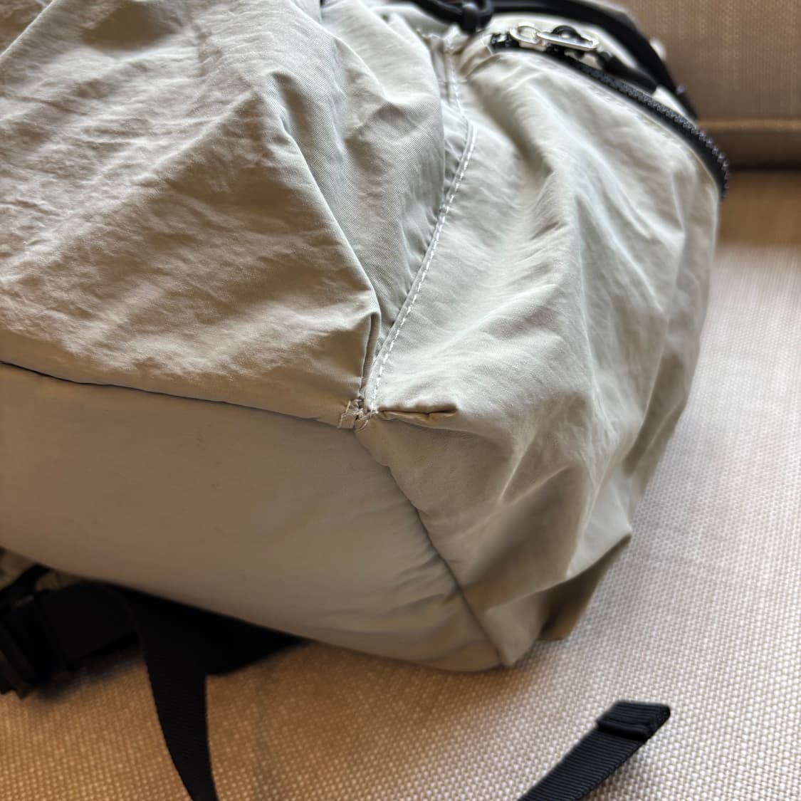 마스마룰즈 스트링 플랩백팩 그레이 상품이미지7