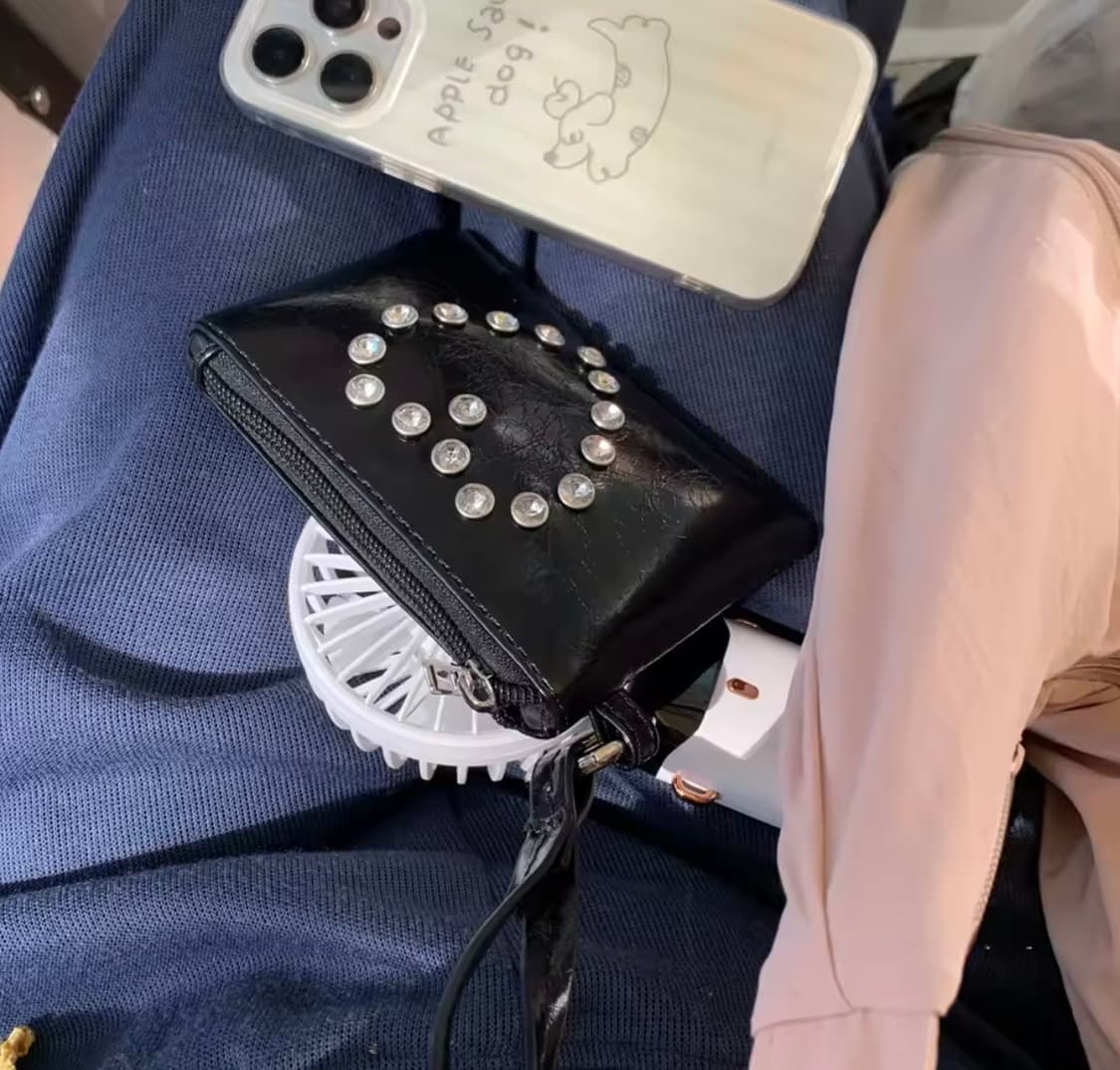 블랙 스터드 미니 크로스백 지갑 상품이미지2