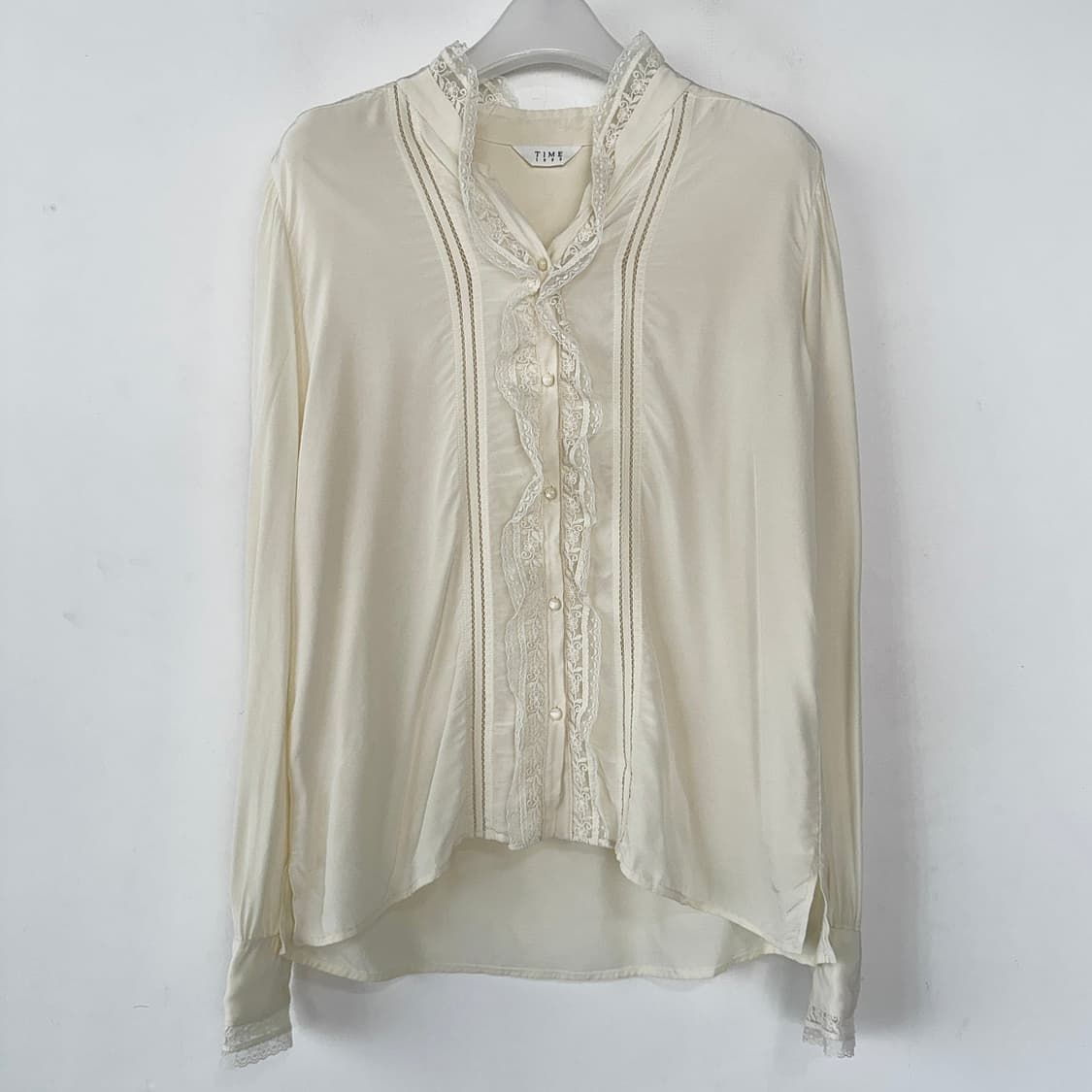 타임 레이스 라인 블라우스 상품이미지3