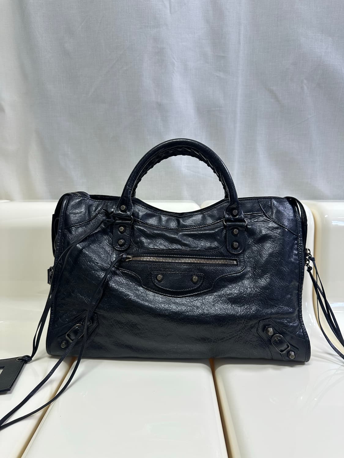 [A+ 정품] 발렌시아가 시티 모터백 미디움 블랙 상품이미지7