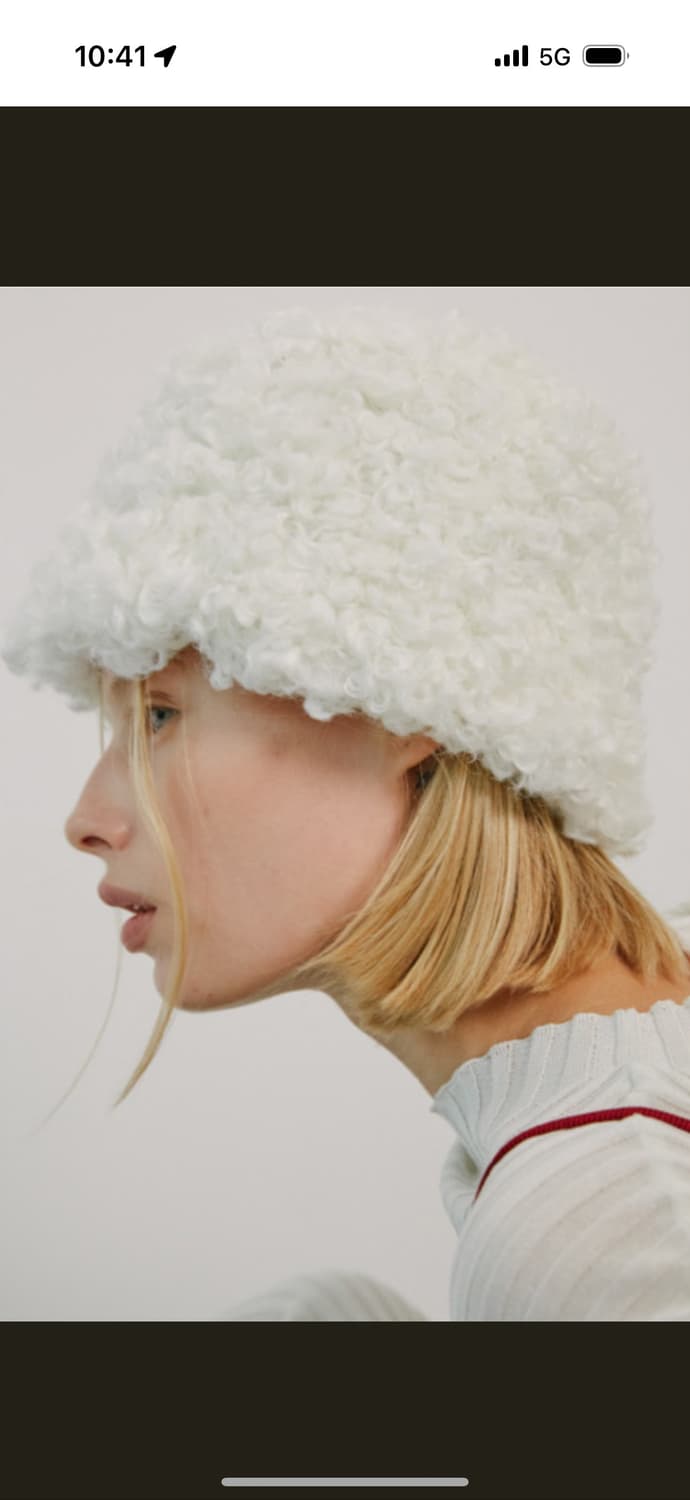 어썸니즈 law lampshade hat(리사 착용) 상품이미지1