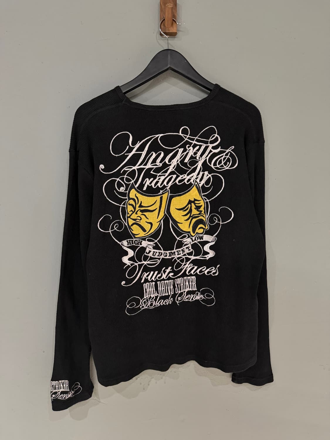 back embroied heavy waffle long sleeve 상품이미지9