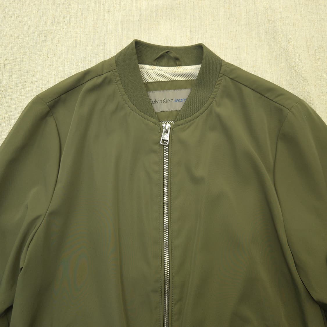 캘빈클라인 카키 봄버 자켓 xs 상품이미지2