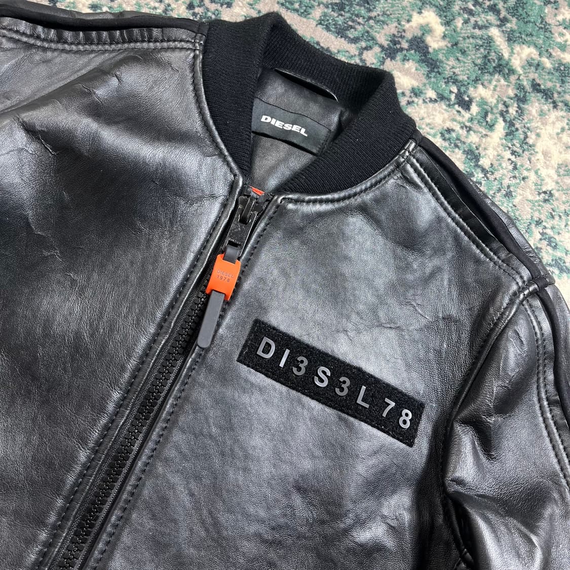 Diesel 디젤 시프스킨 가죽 라이더 봄버 자켓 (M) 상품이미지3