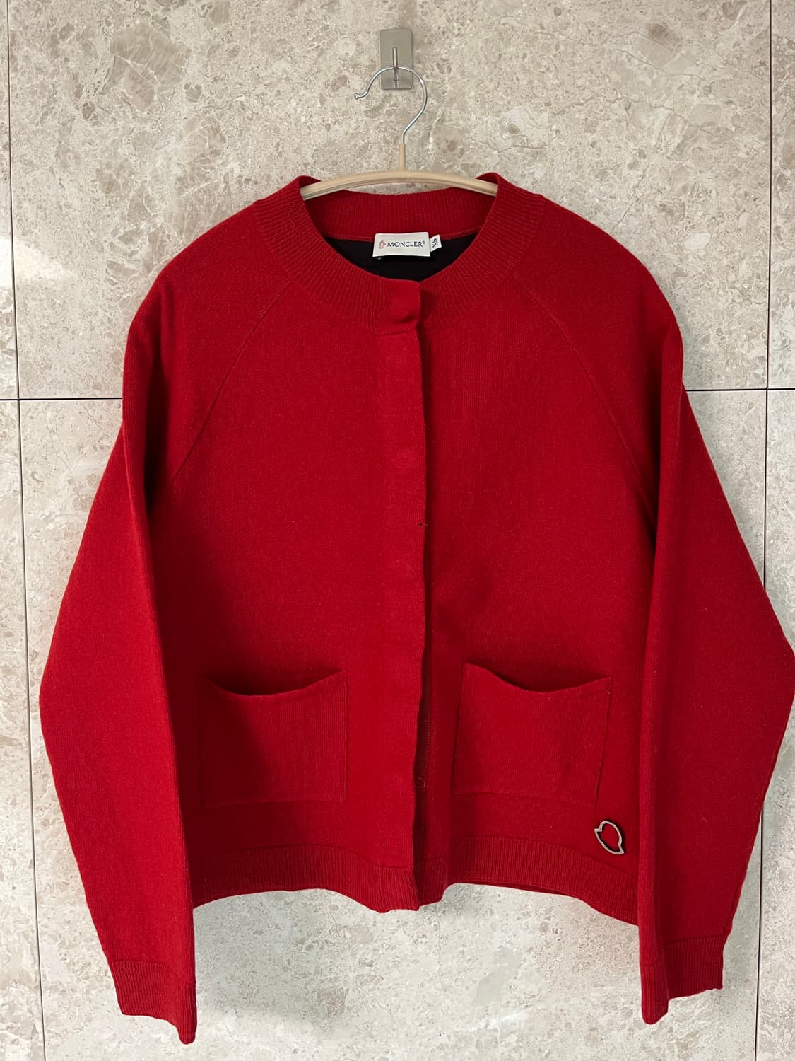 몽클레어 레드 가디건 XS 정품 상품이미지5