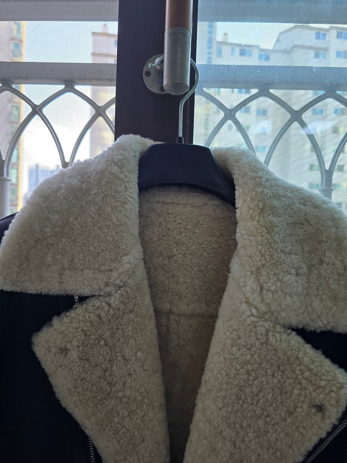 산드로 무스탕 상품이미지2