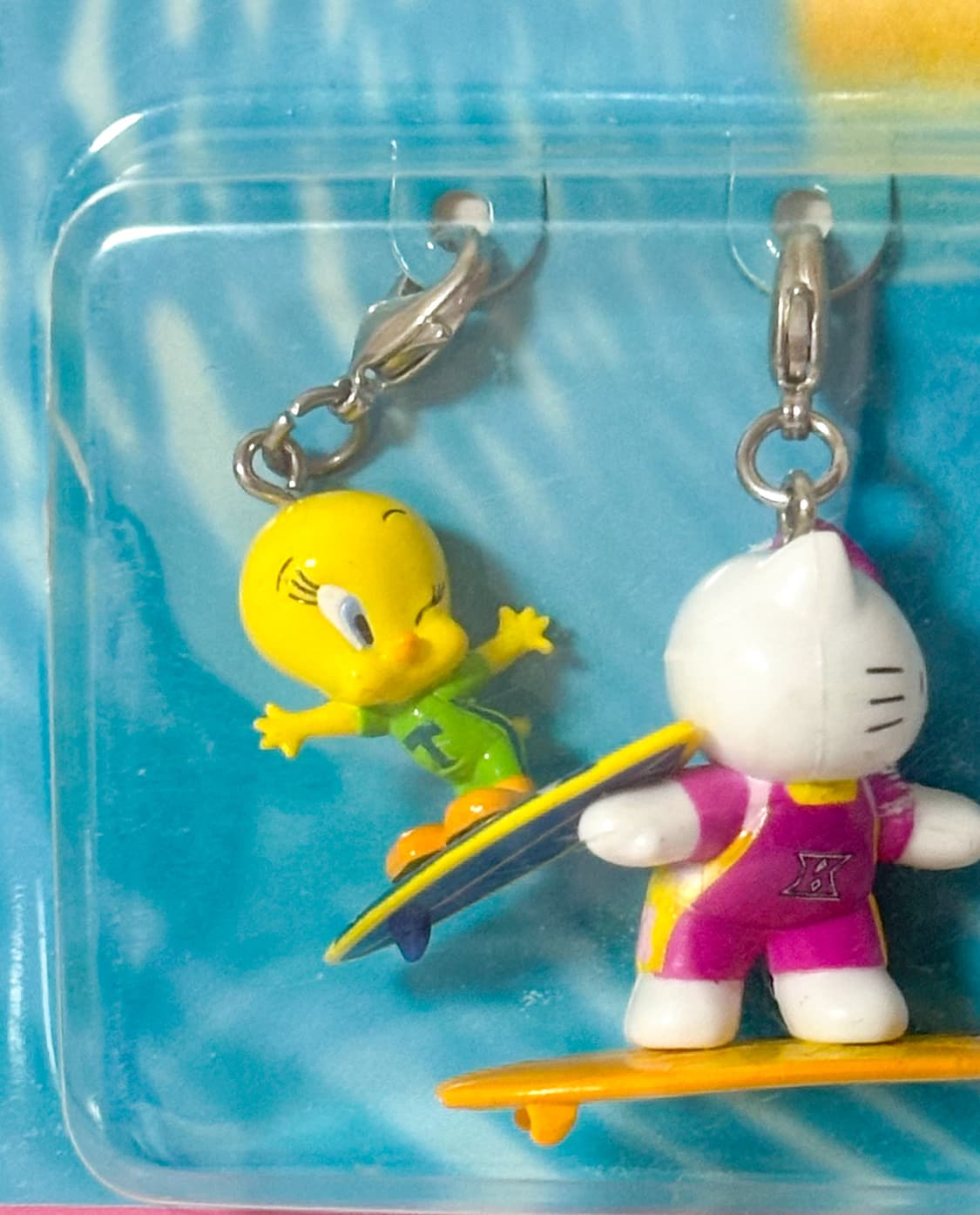 (희귀/레어) 미개봉 고전키티스트랩 써핑 키티 트위티 콜라보 키링 상품이미지3