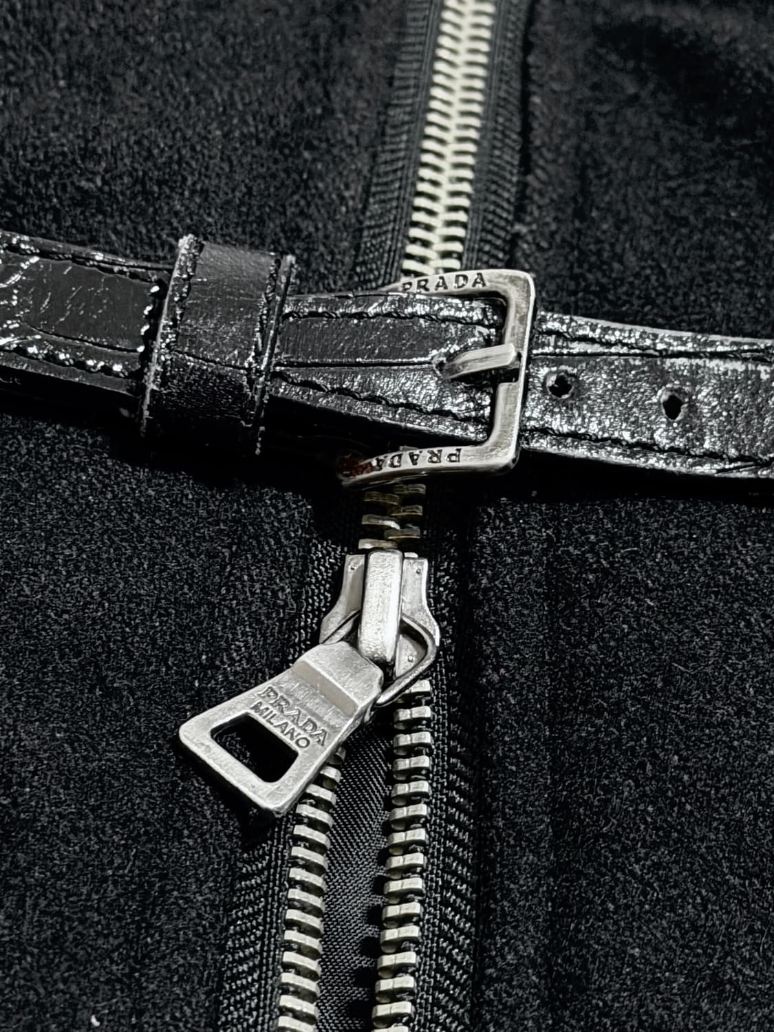 프라다 스포츠 후드 버클 코트 상품이미지4