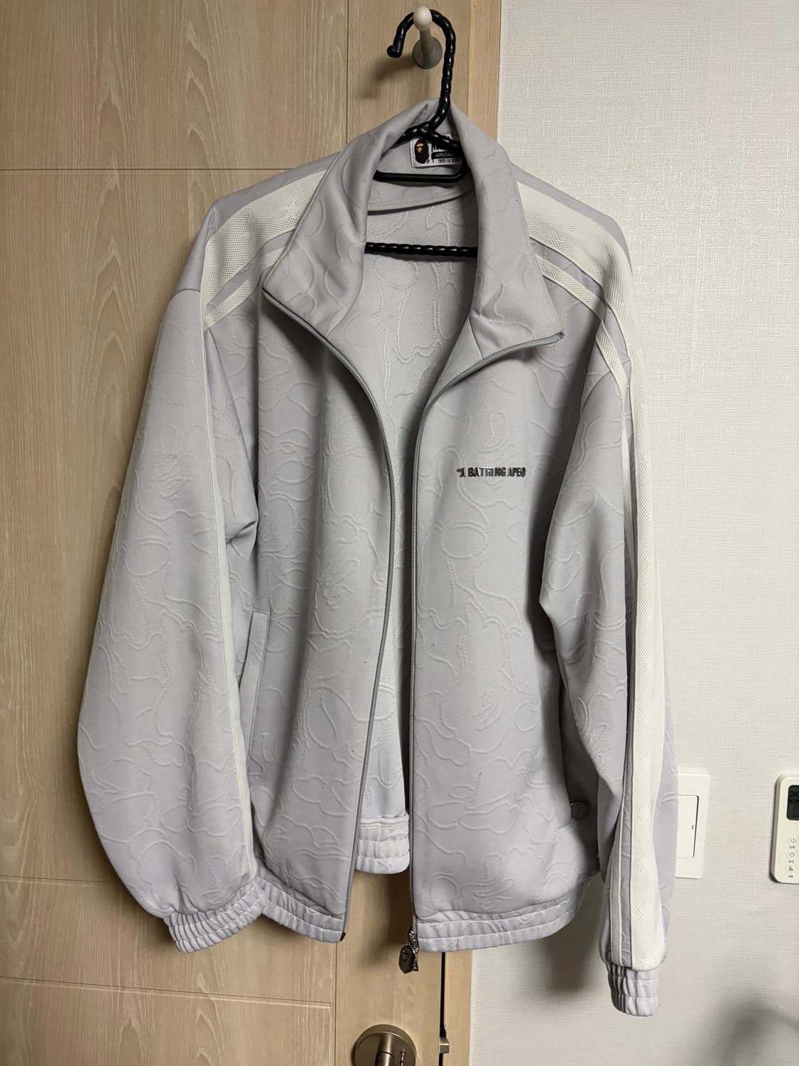 [L] 베이프 로고 져지 집업 상품이미지1