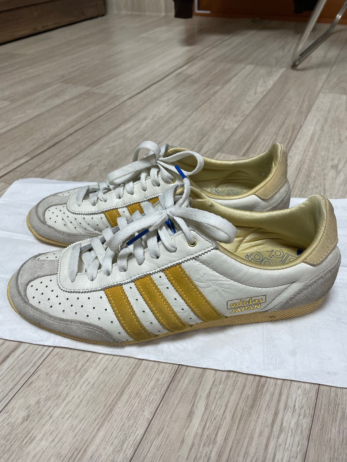 아디다스 재팬 오프화이트 스파크 270 상품이미지1