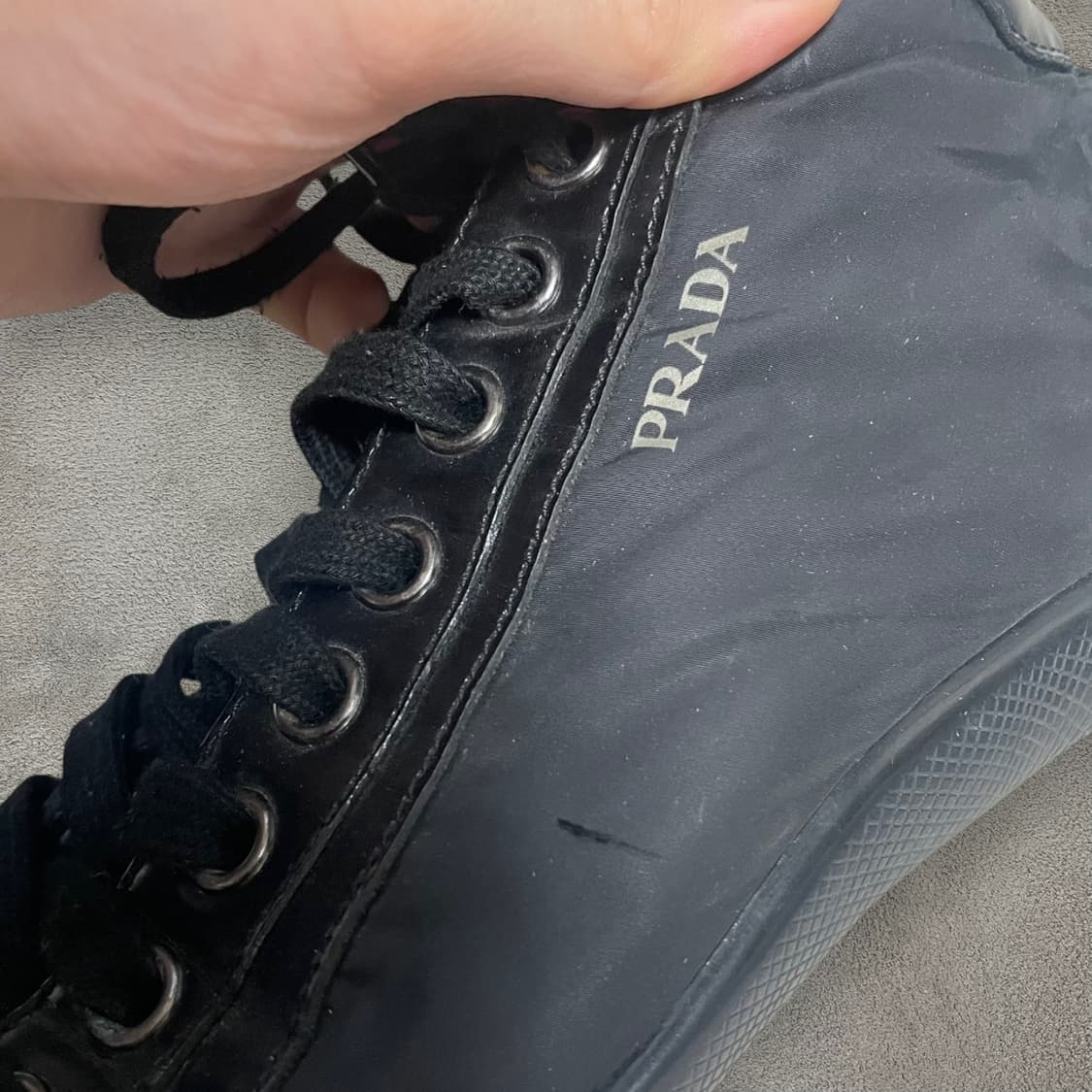 255~260) 프라다 로고 레더 나일론 스니커즈 신발 블랙 상품이미지3