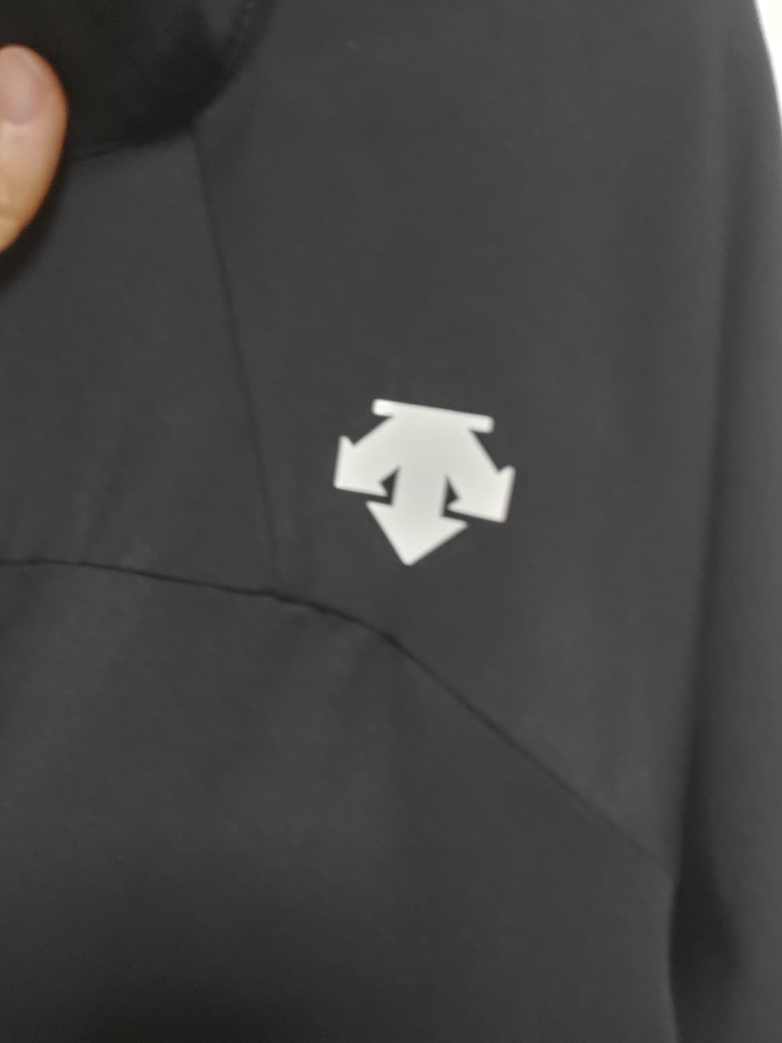 데상트  남성 기능성  러닝 자켓-L사이즈 상품이미지6