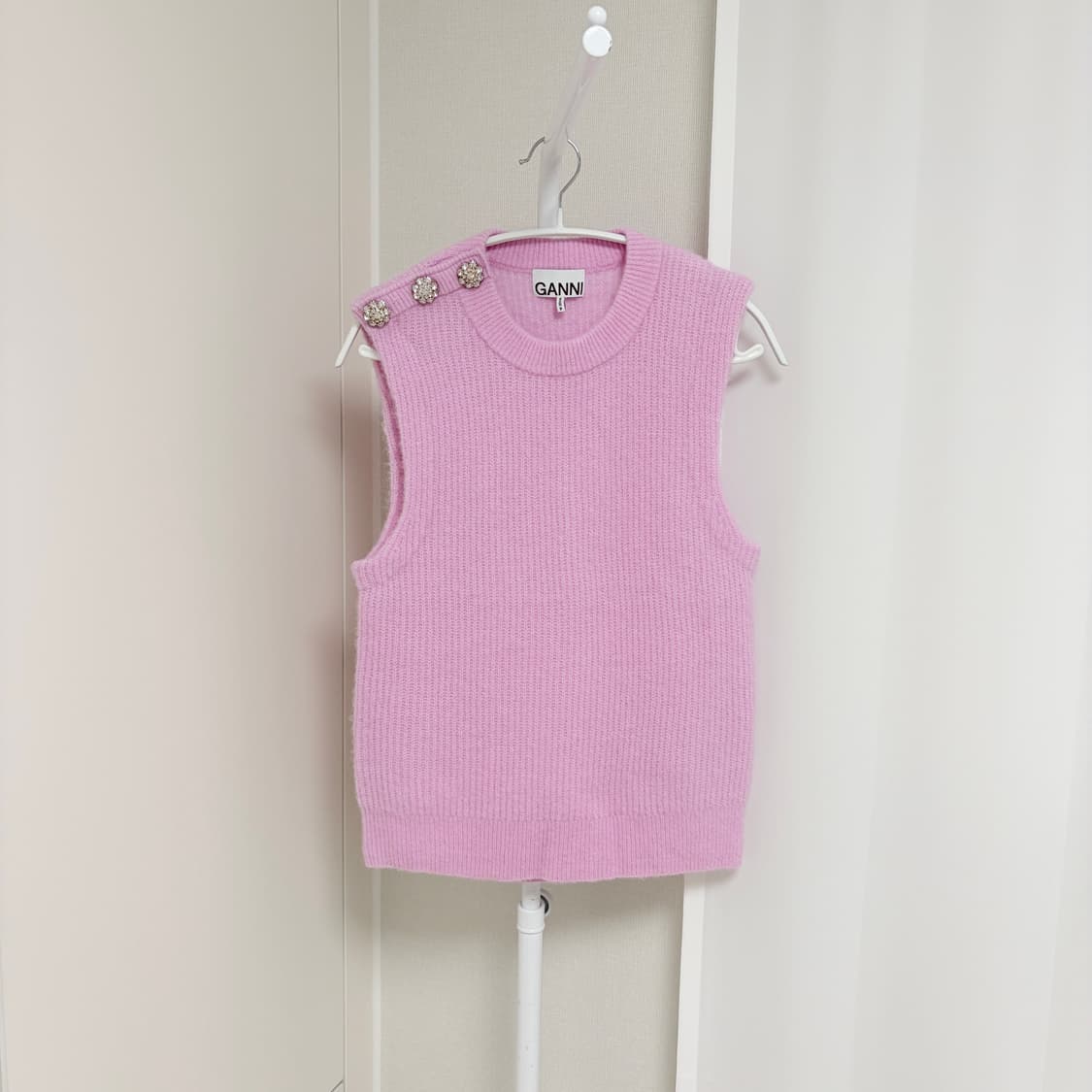 가니 GANNI 알파카 크리스탈 베스트 니트 상품이미지1