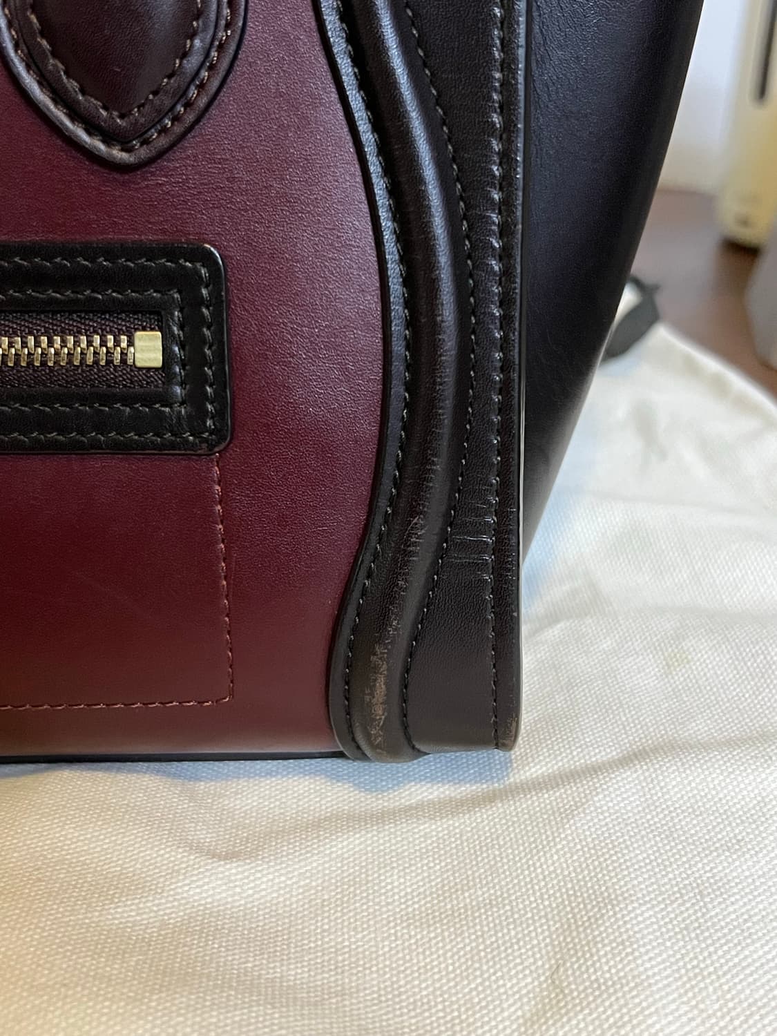 셀린느 라기지백 나노 브라운/버건디 컬러 상품이미지4