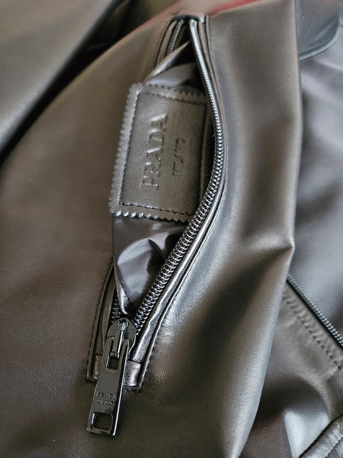 [50] 프라다 리버시블 레더 자켓 상품이미지3