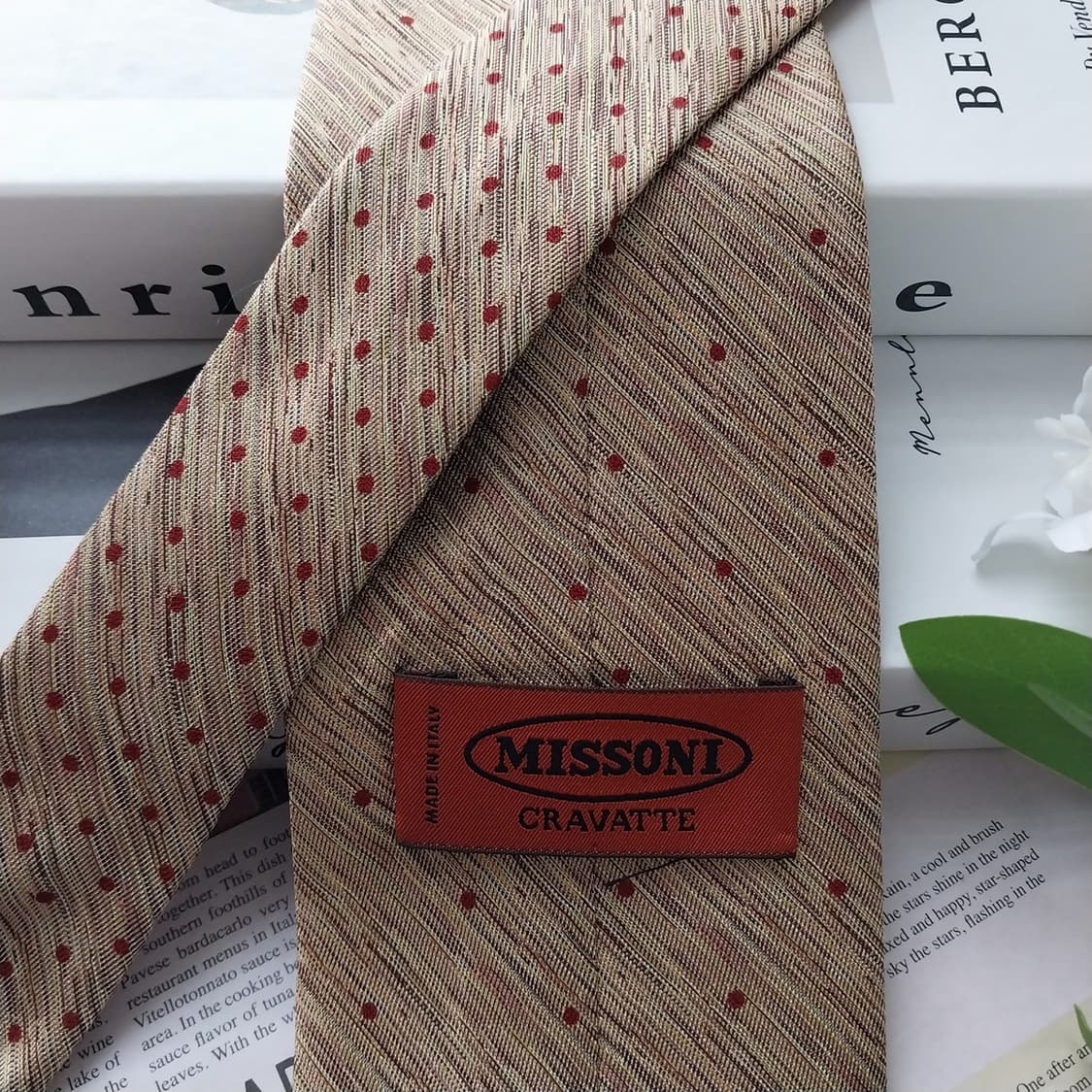 미쏘니 실크 브라운 도트 텍스처 넥타이 8.6cm A+등급 K1798
 상품이미지6