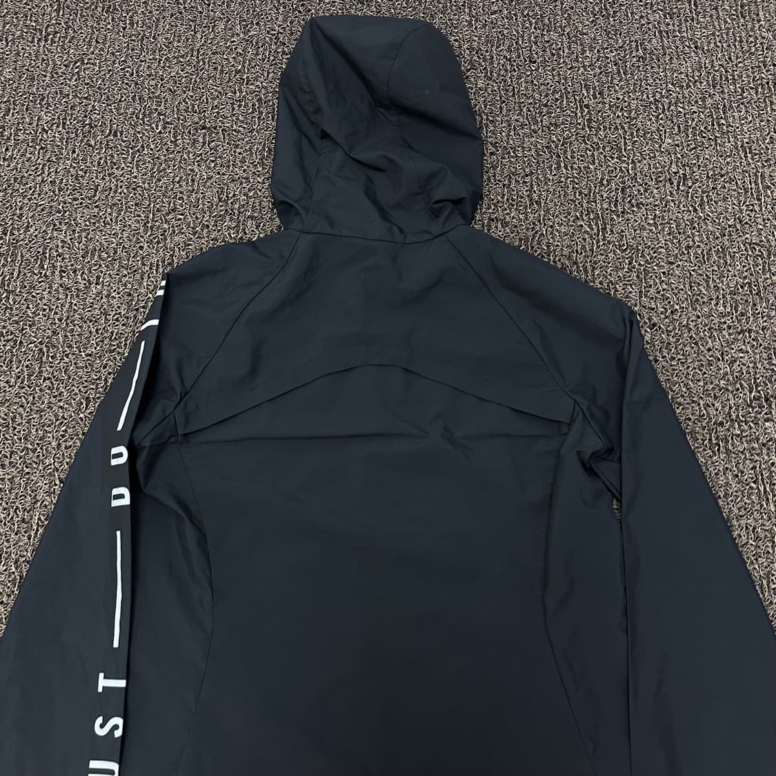 NIKE 나이키 여성 경량 바람막이 블랙 90(L) 상품이미지6