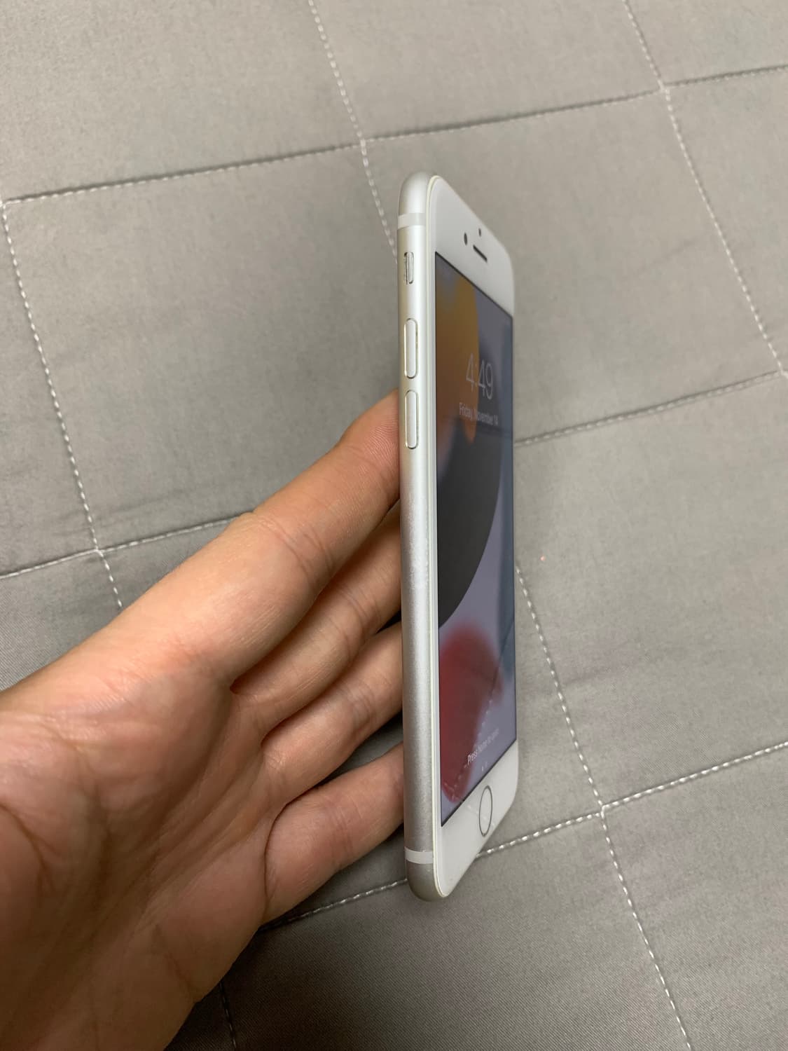 아이폰7실버  32기가 상품이미지2