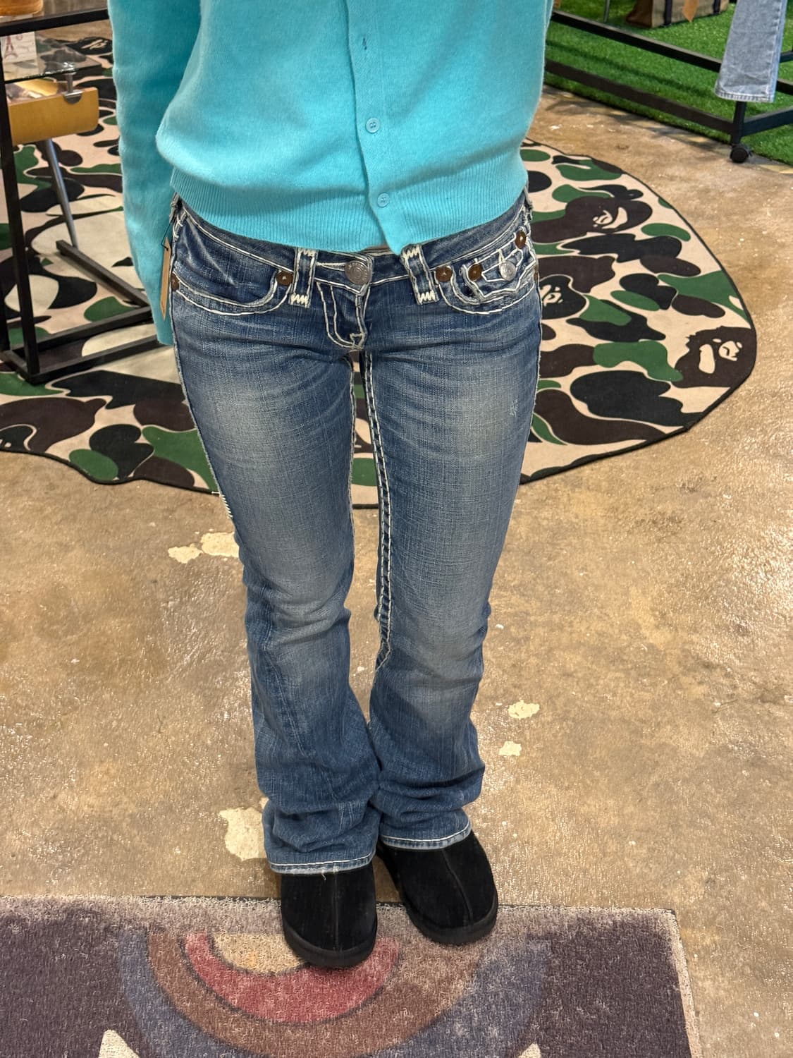 트루릴리전 조이(Joey) 부츠컷 데님 팬츠 상품이미지8