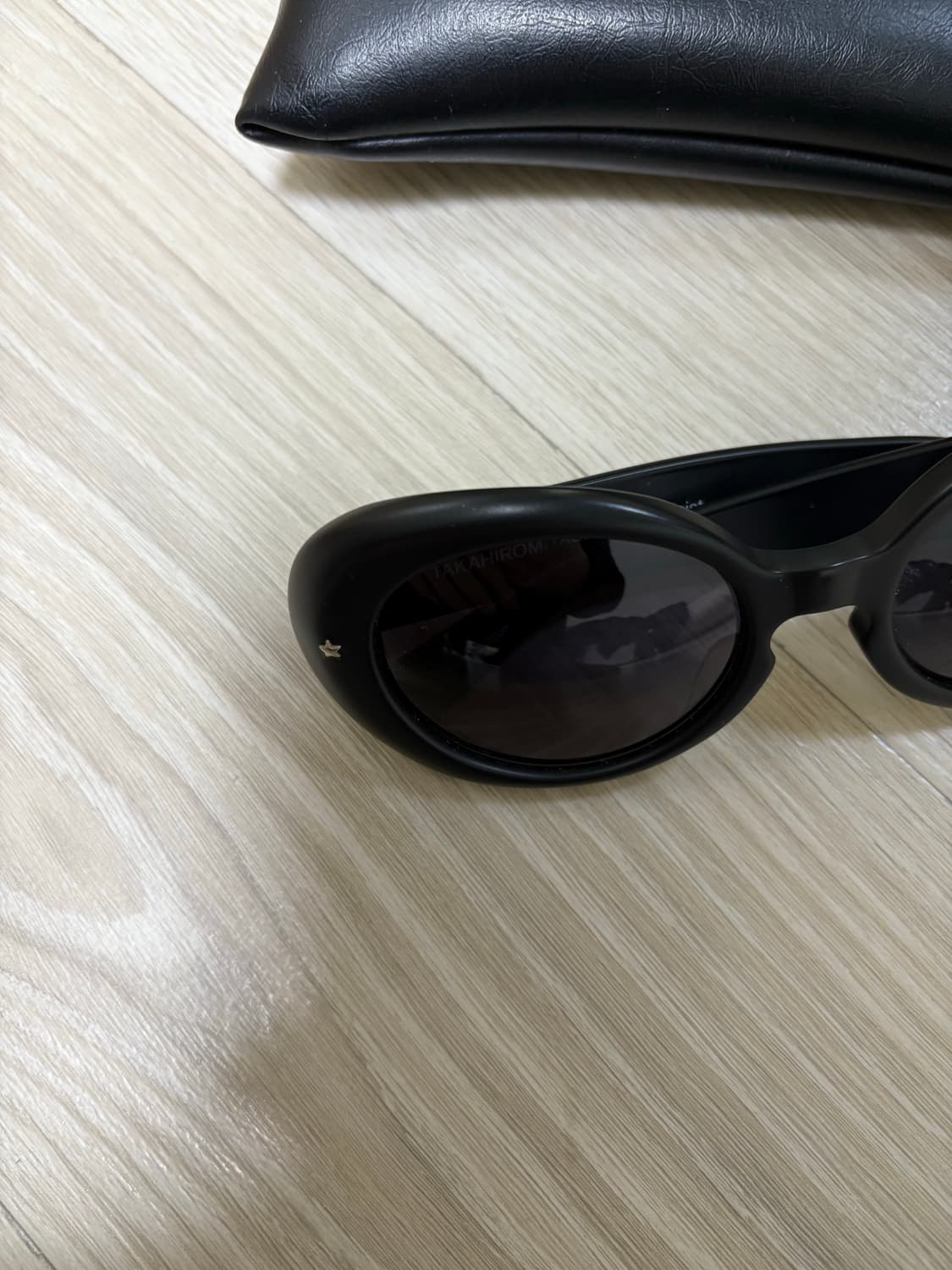 솔로이스트 커트 코베인 선글라스 상품이미지3