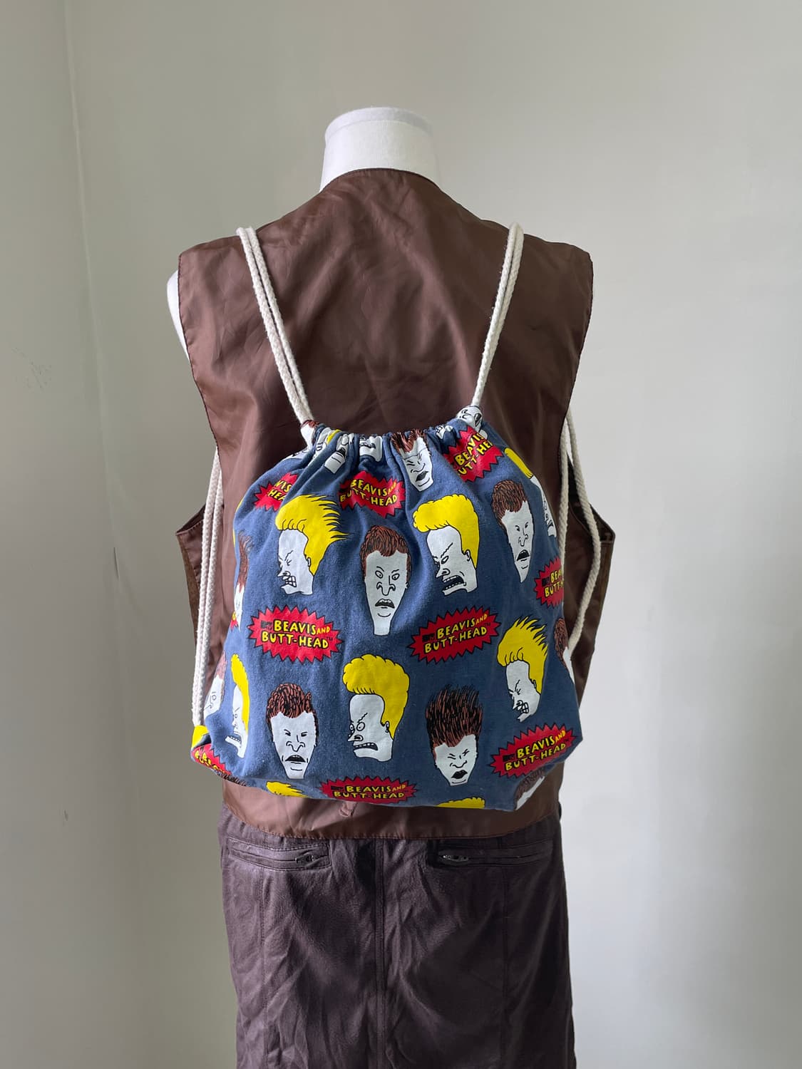 비비스 앤 벗헤드 드로우스트링 백팩 상품이미지1