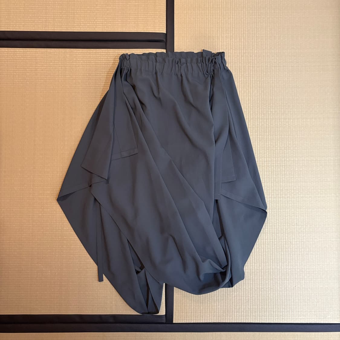 Issey Miyake 이세이미야케 드레이프 하프 팬츠 상품이미지1